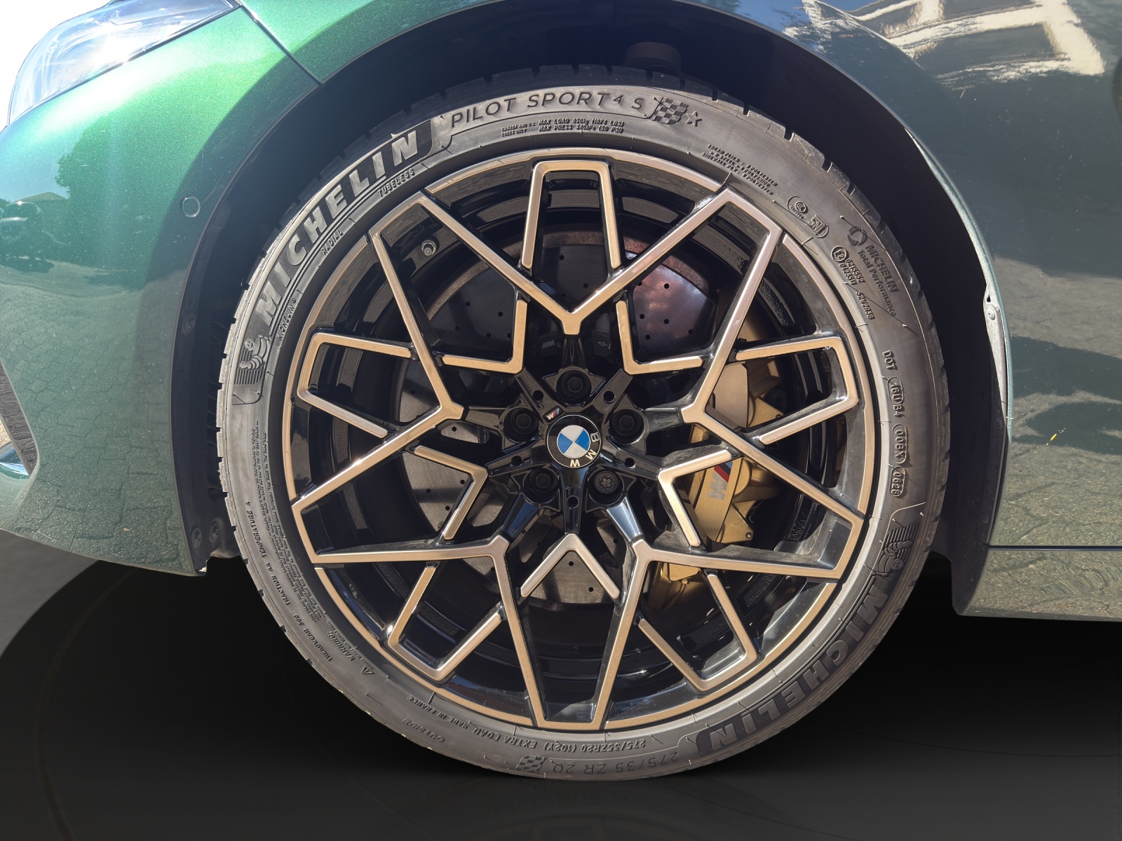 BMW BMW M8 xDrive M Competition Gran Coupé First Edition-image-6