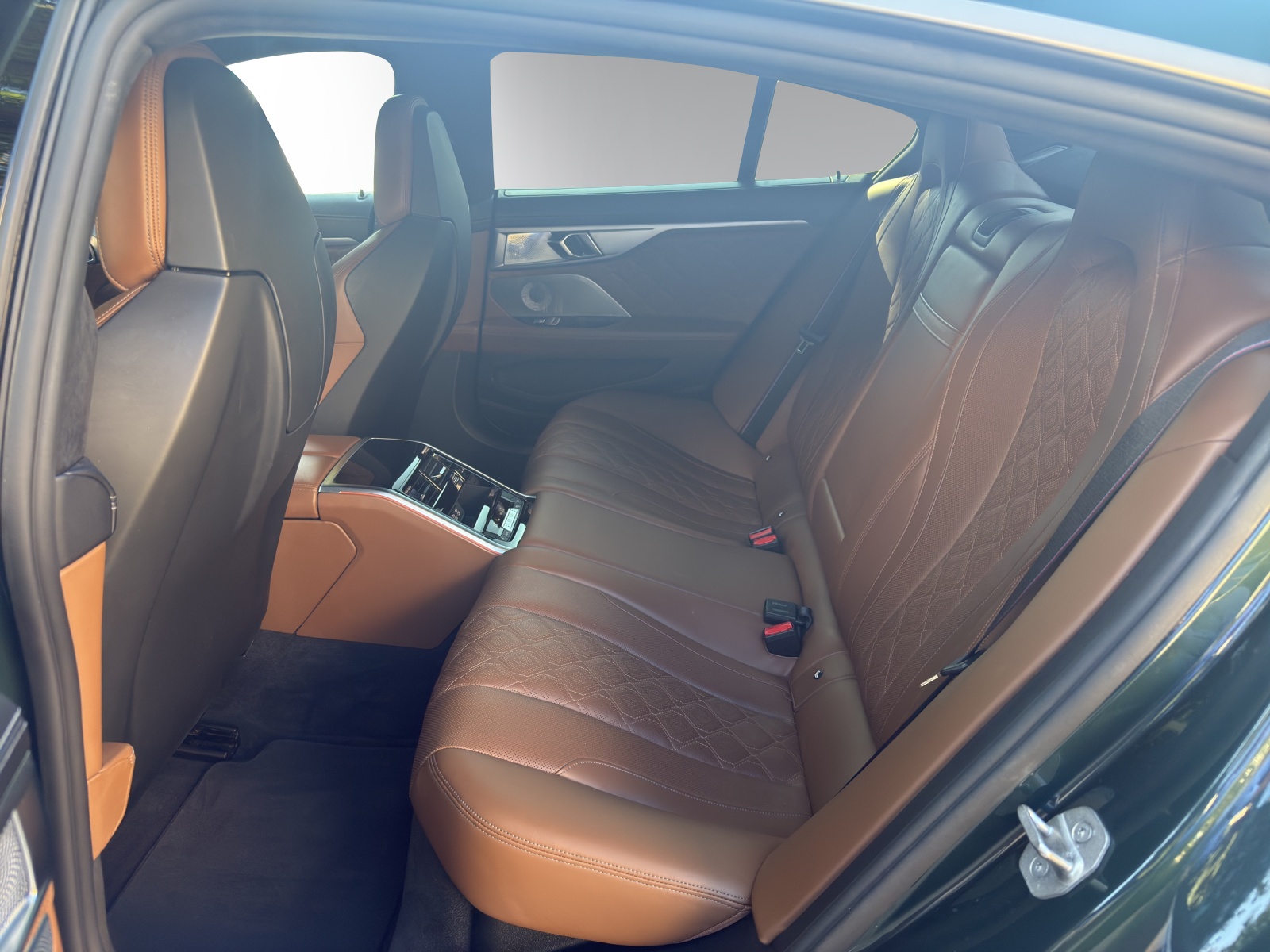 BMW BMW M8 xDrive M Competition Gran Coupé First Edition-image-10