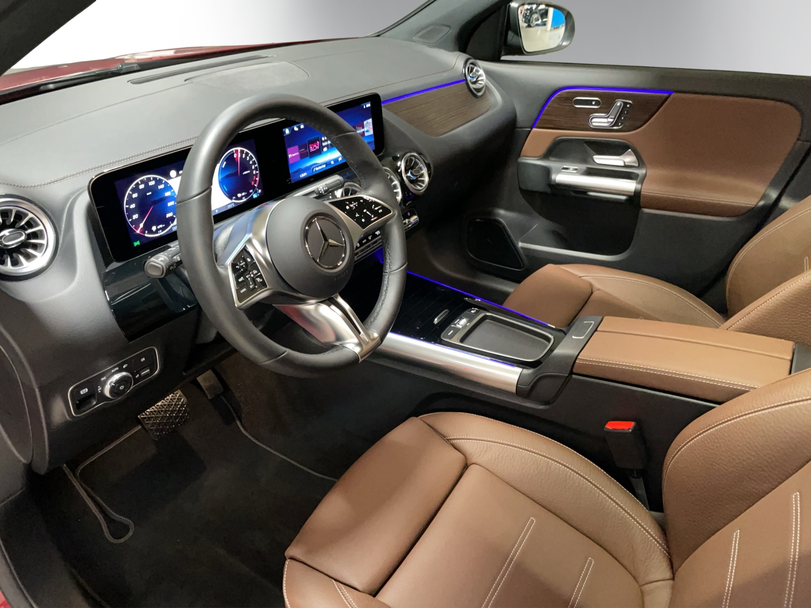MERCEDES-BENZ GLA 250 e EQ Star 8G-DCT-image-7