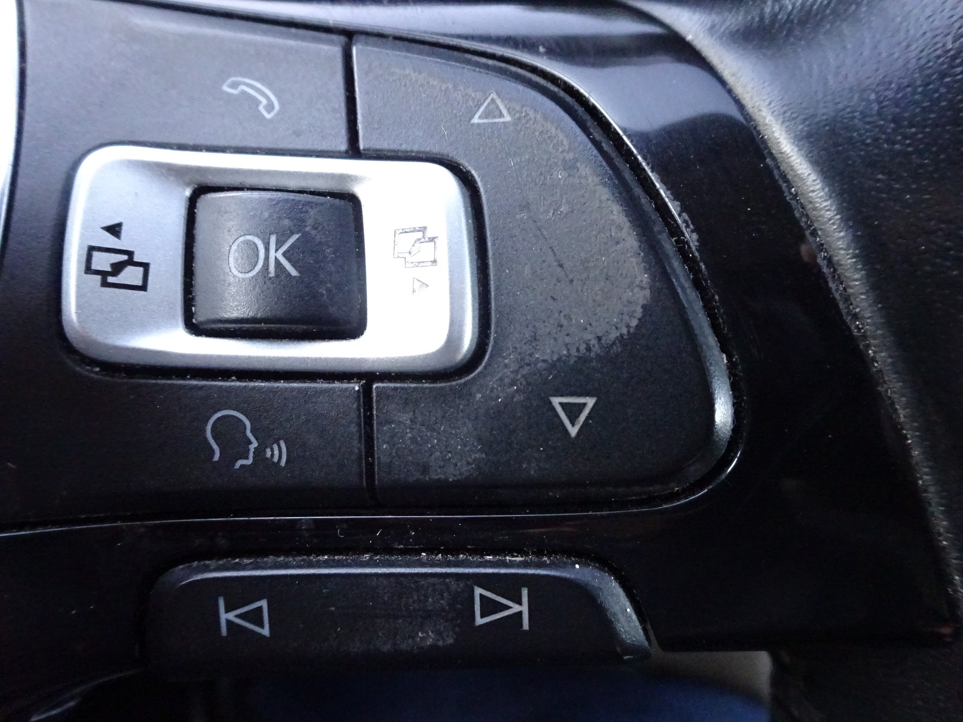 VW T6 2.0 TDI 4Motion long-image-13