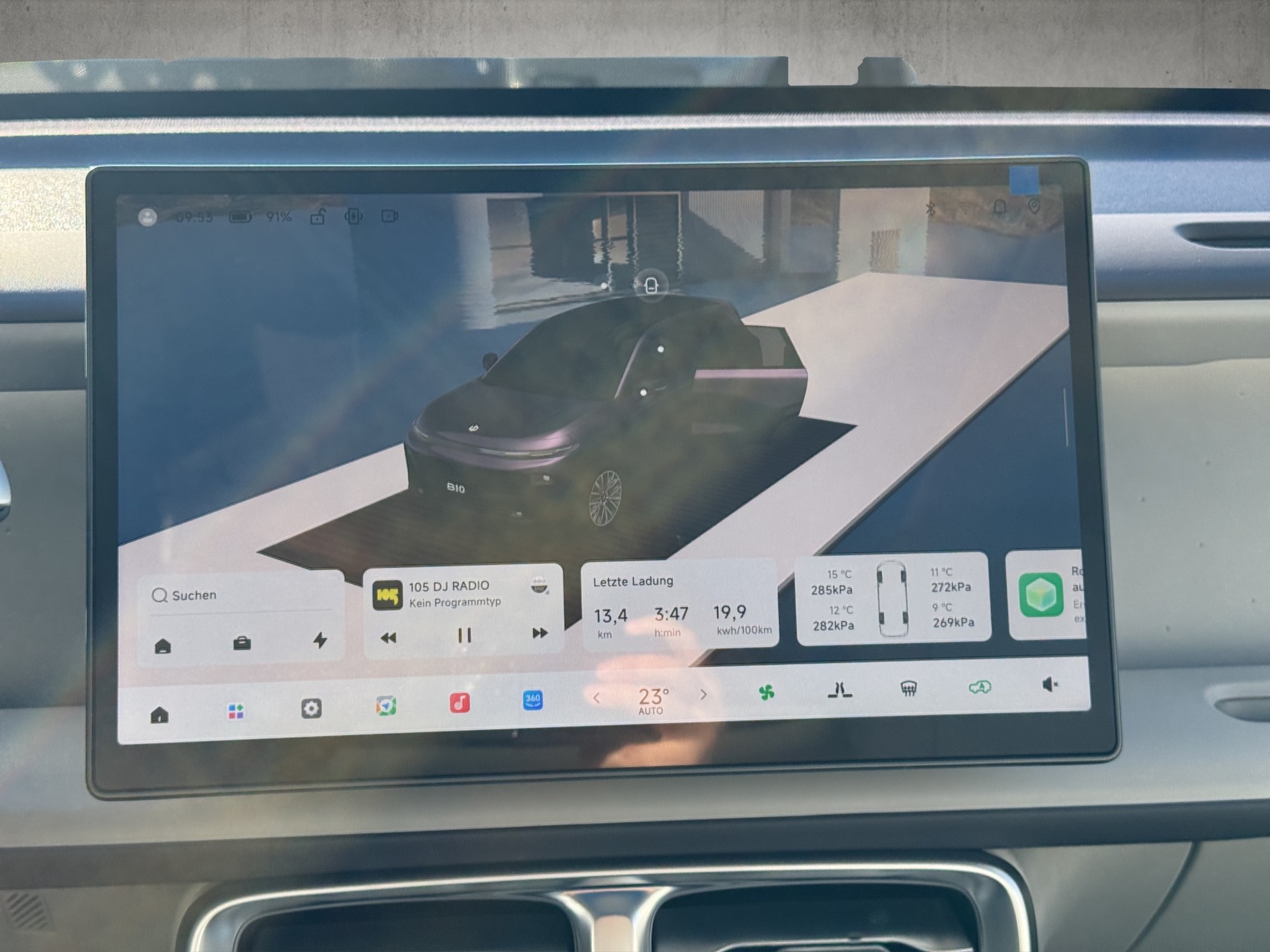 LEAPMOTOR B10 EV-image-15