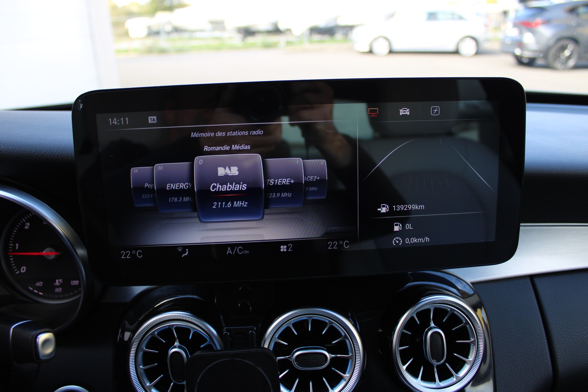 MERCEDES-BENZ C 250 BlueTEC Avantgarde 4Matic 9G-Tronic-image-17