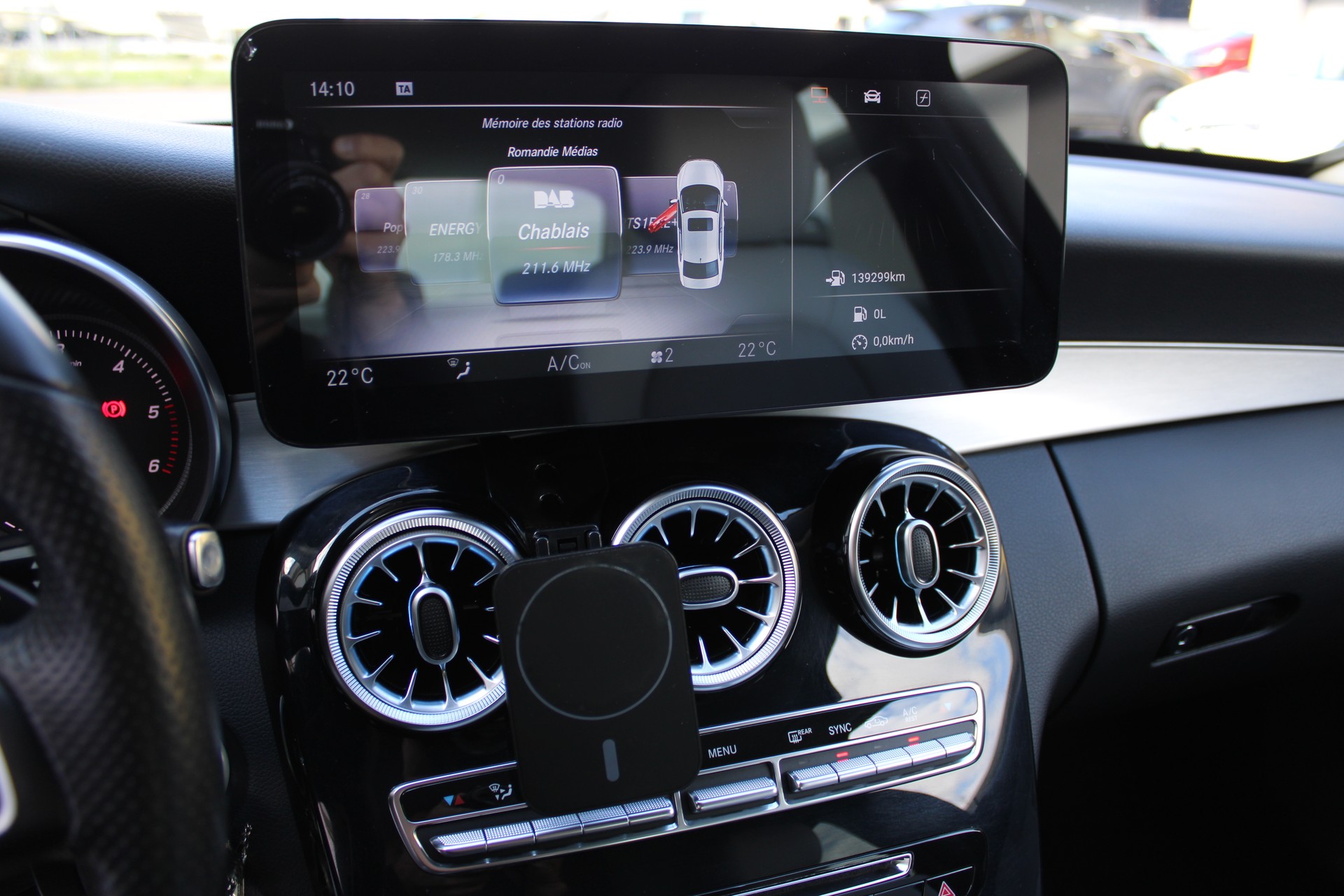 MERCEDES-BENZ C 250 BlueTEC Avantgarde 4Matic 9G-Tronic-image-12