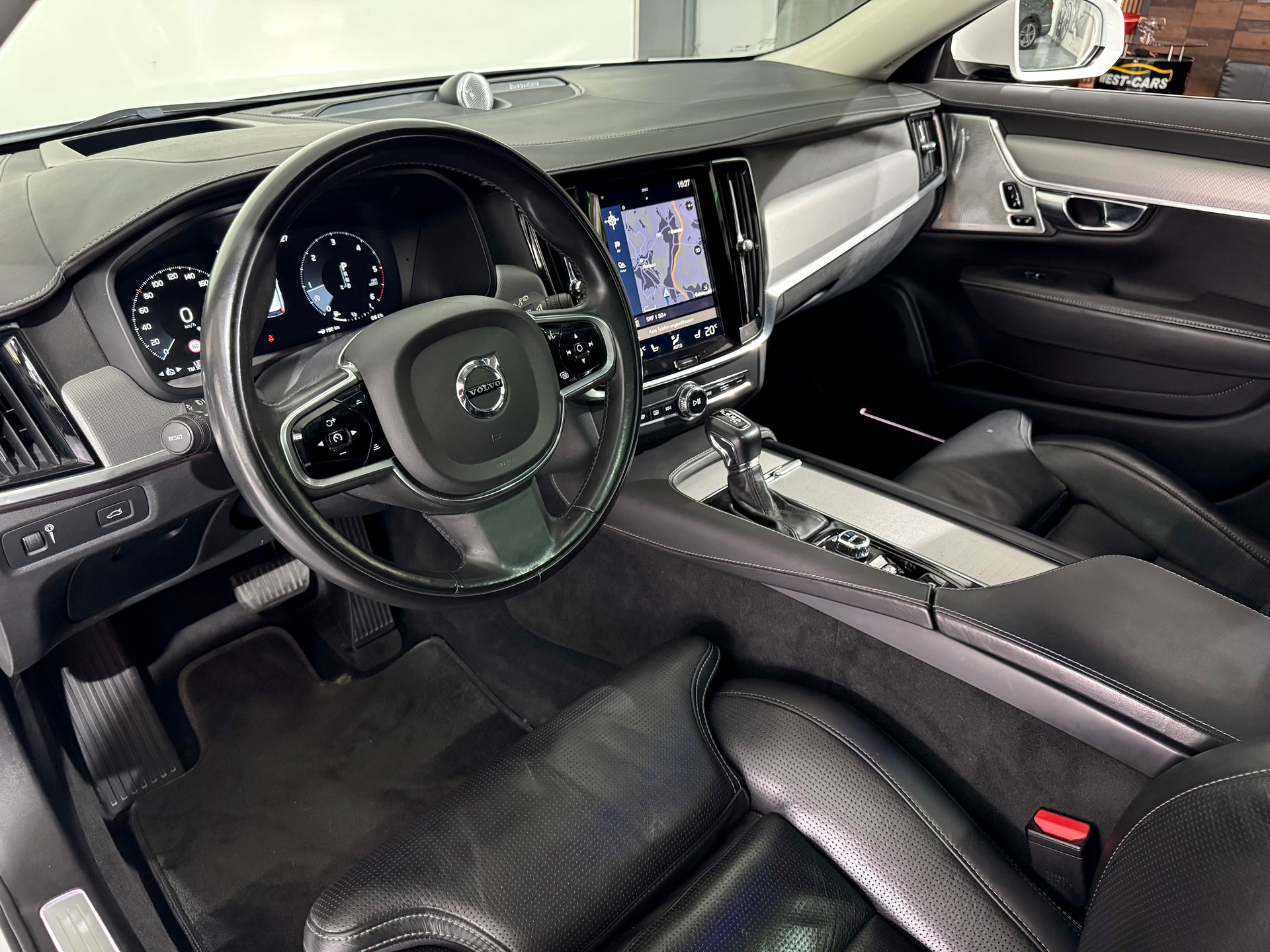 VOLVO V90 D5 AWD Inscription Geartronic Powerpulse-image-9