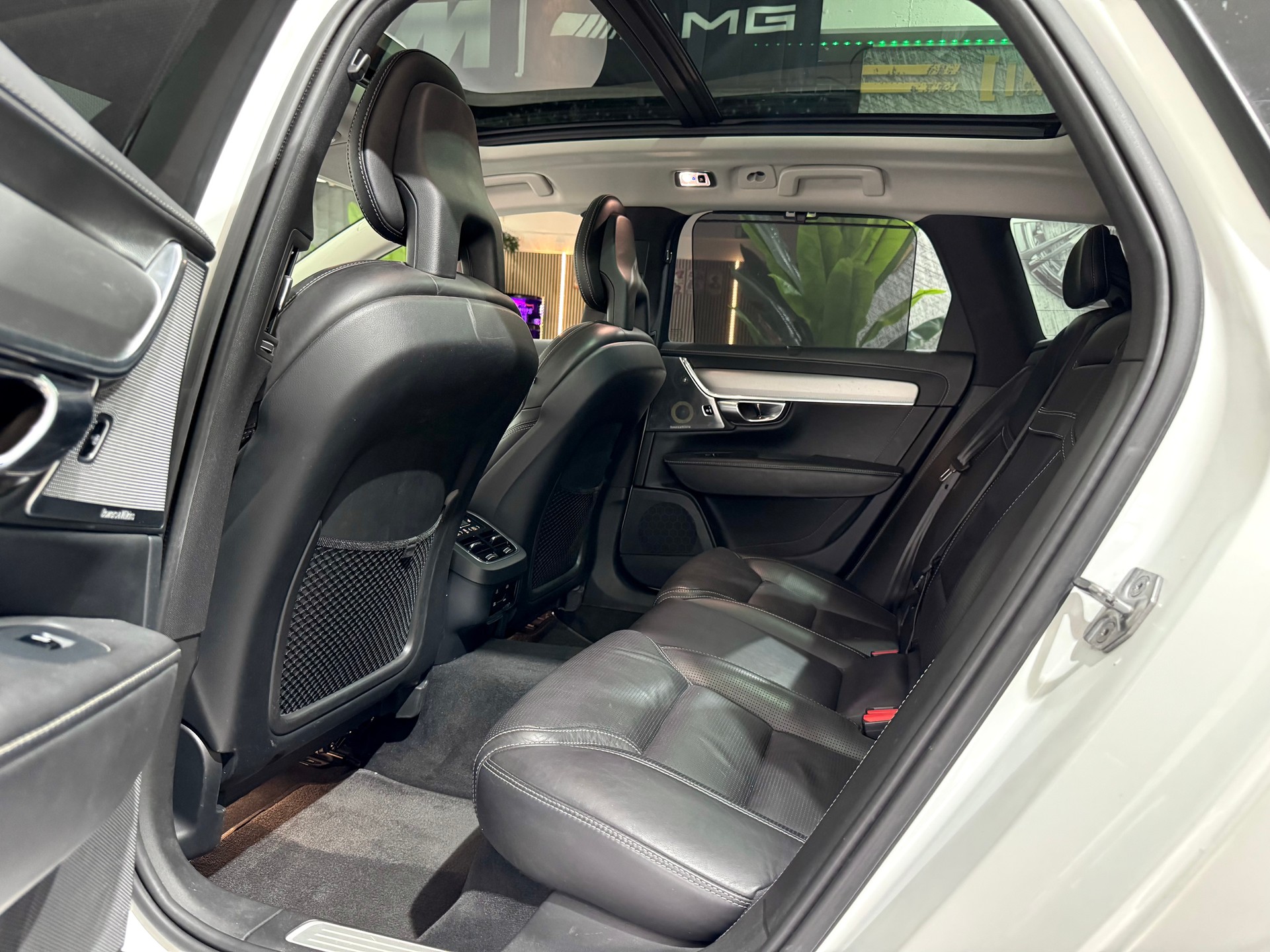 VOLVO V90 D5 AWD Inscription Geartronic Powerpulse-image-7