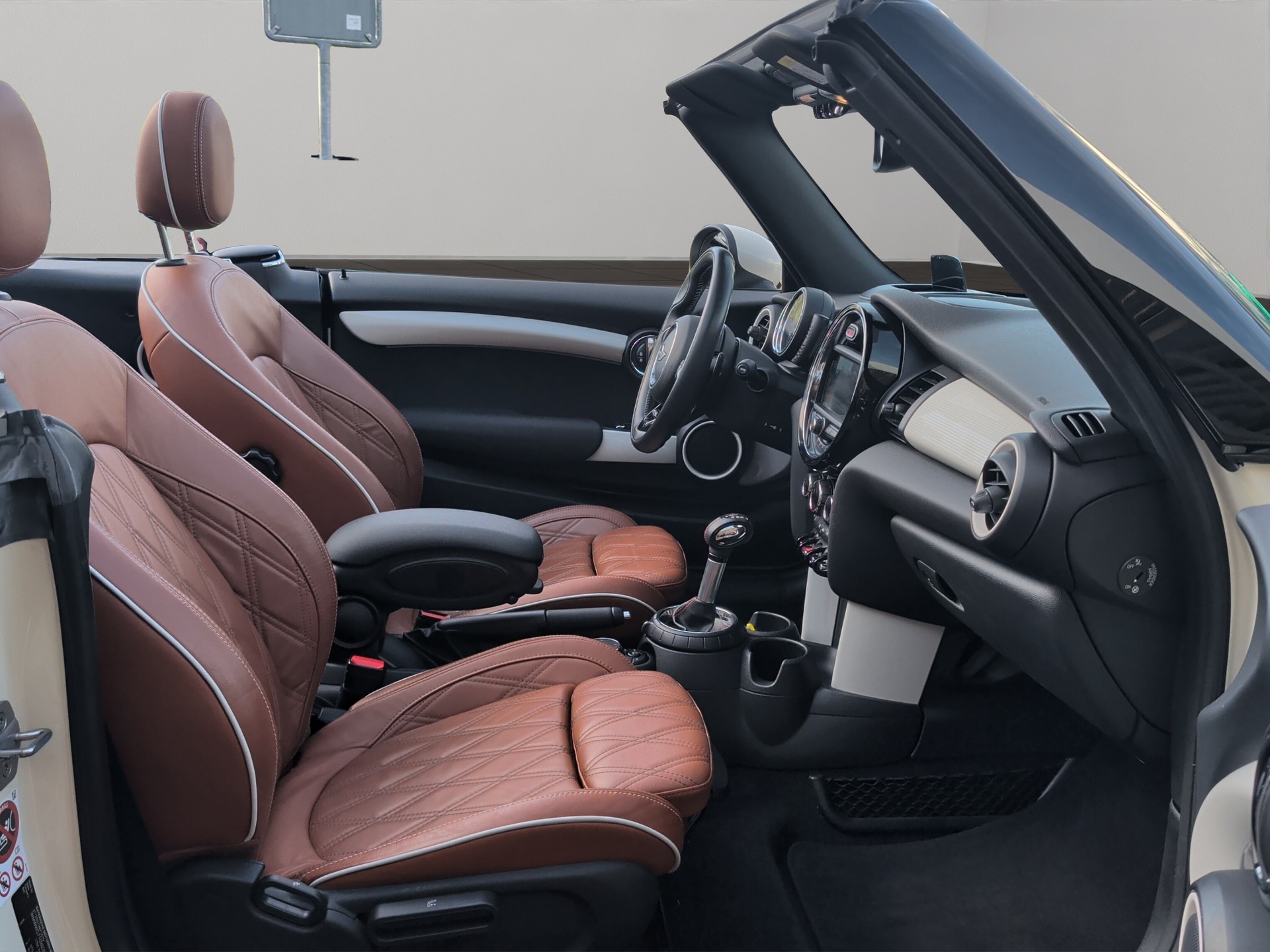 MINI Cooper S Cabriolet Steptronic-image-19
