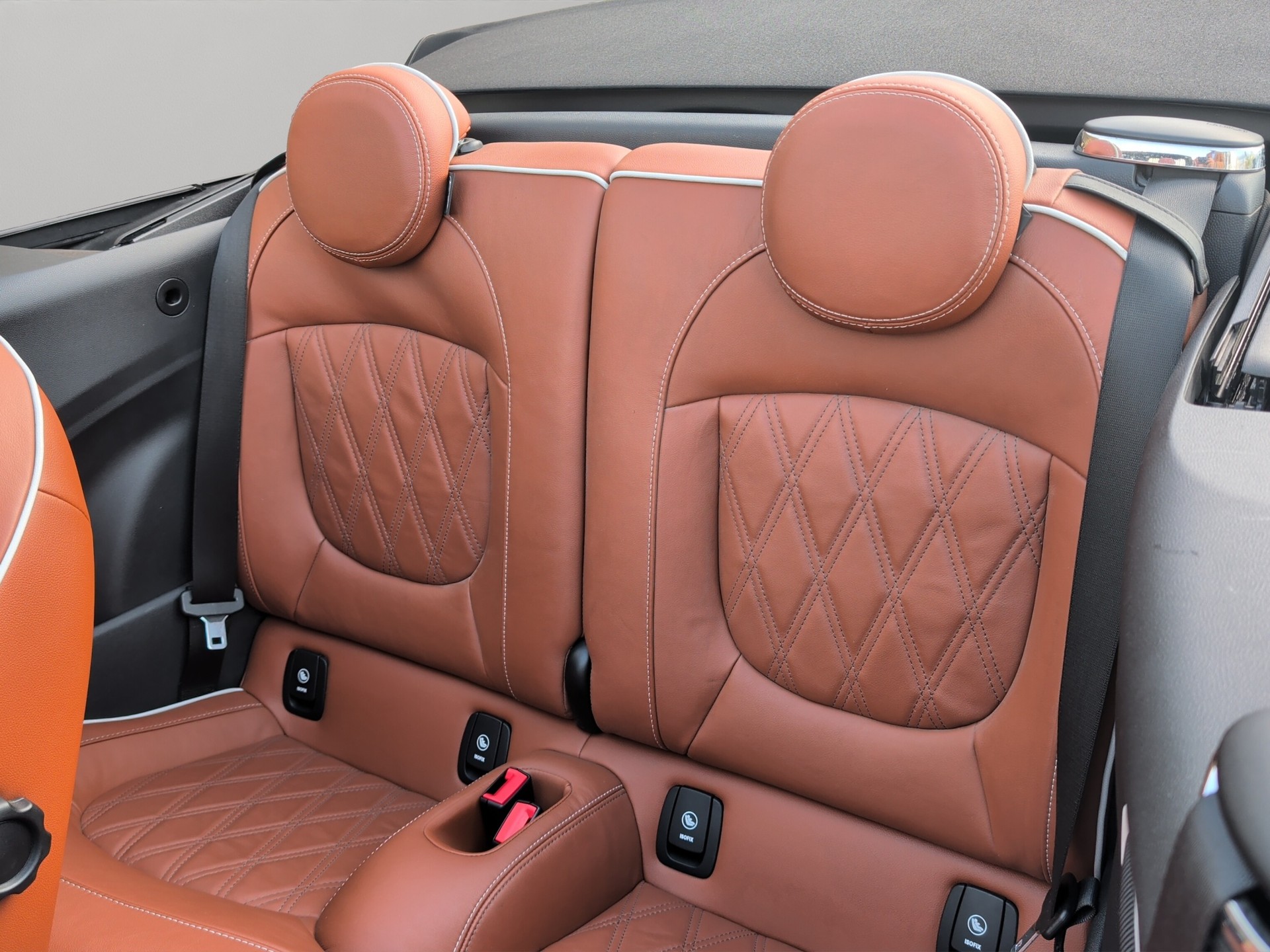 MINI Cooper S Cabriolet Steptronic-image-17