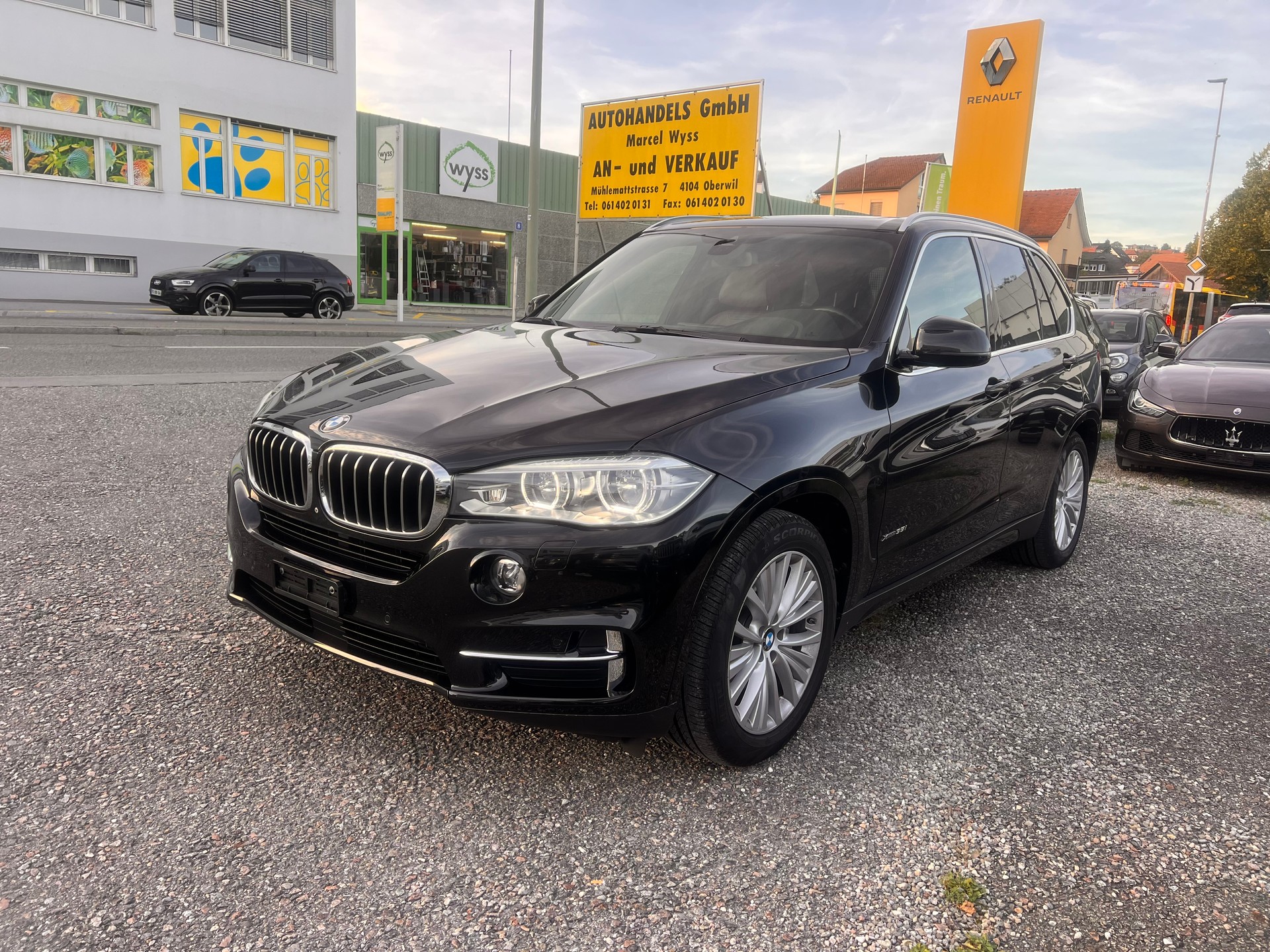 BMW X5 xDrive 35i Steptronic Individual-image-2