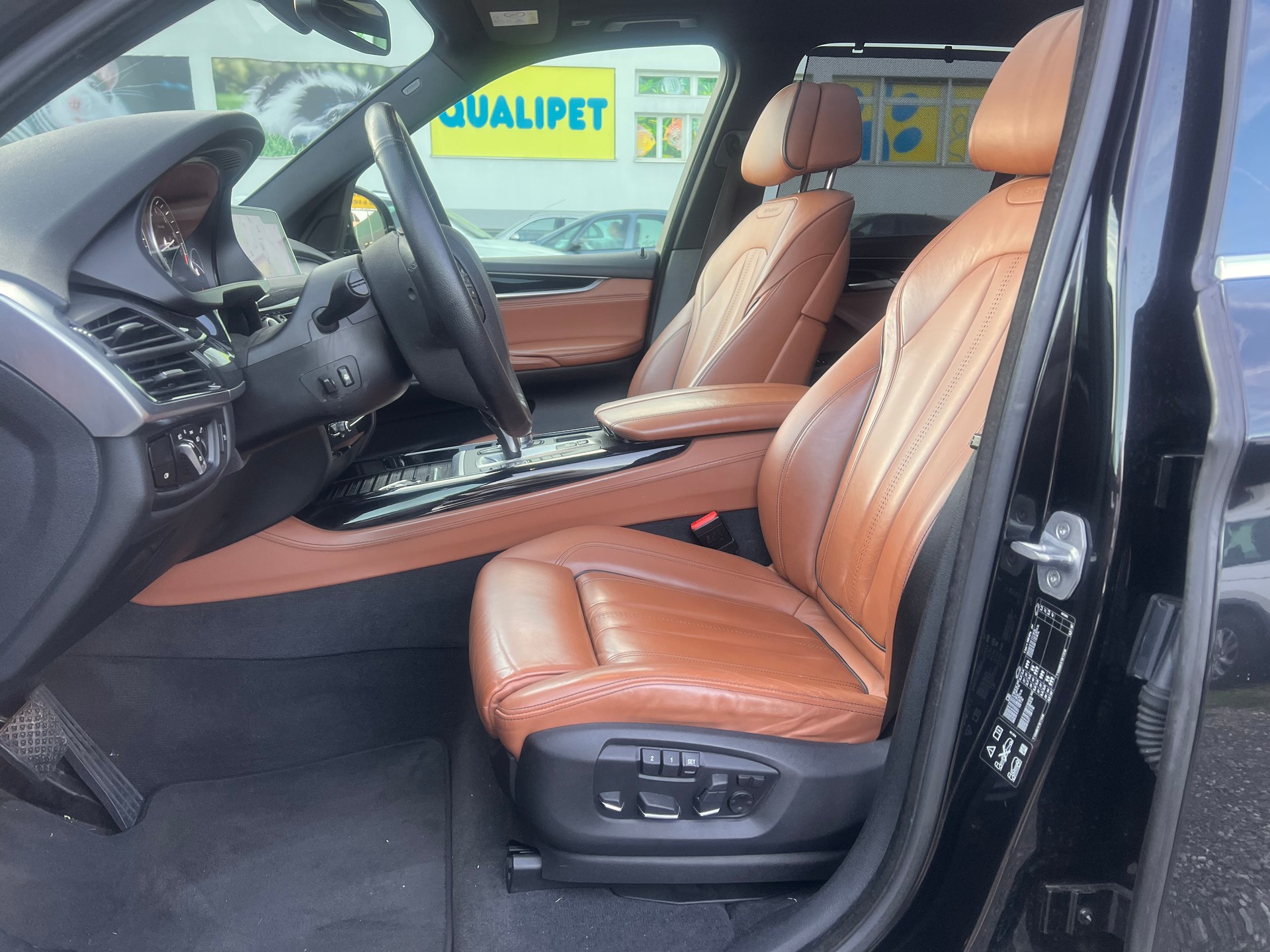 BMW X5 xDrive 35i Steptronic Individual-image-10