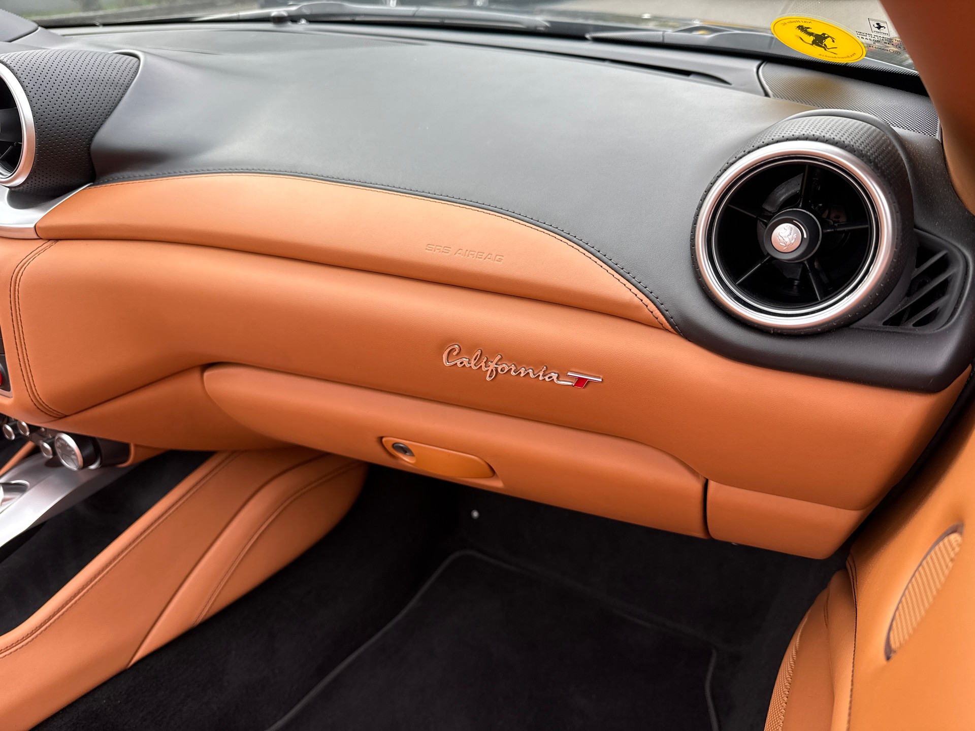 FERRARI California 3.9 V8 T-image-11