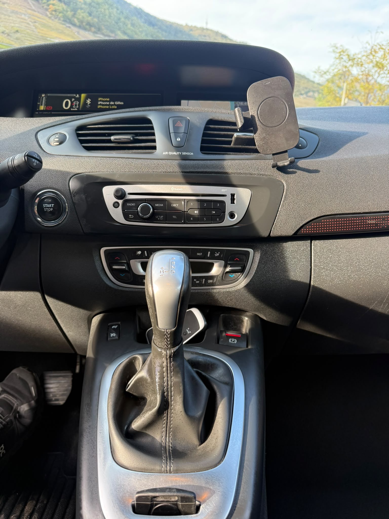 RENAULT Scénic 1.5 dCi Expression EDC-image-9
