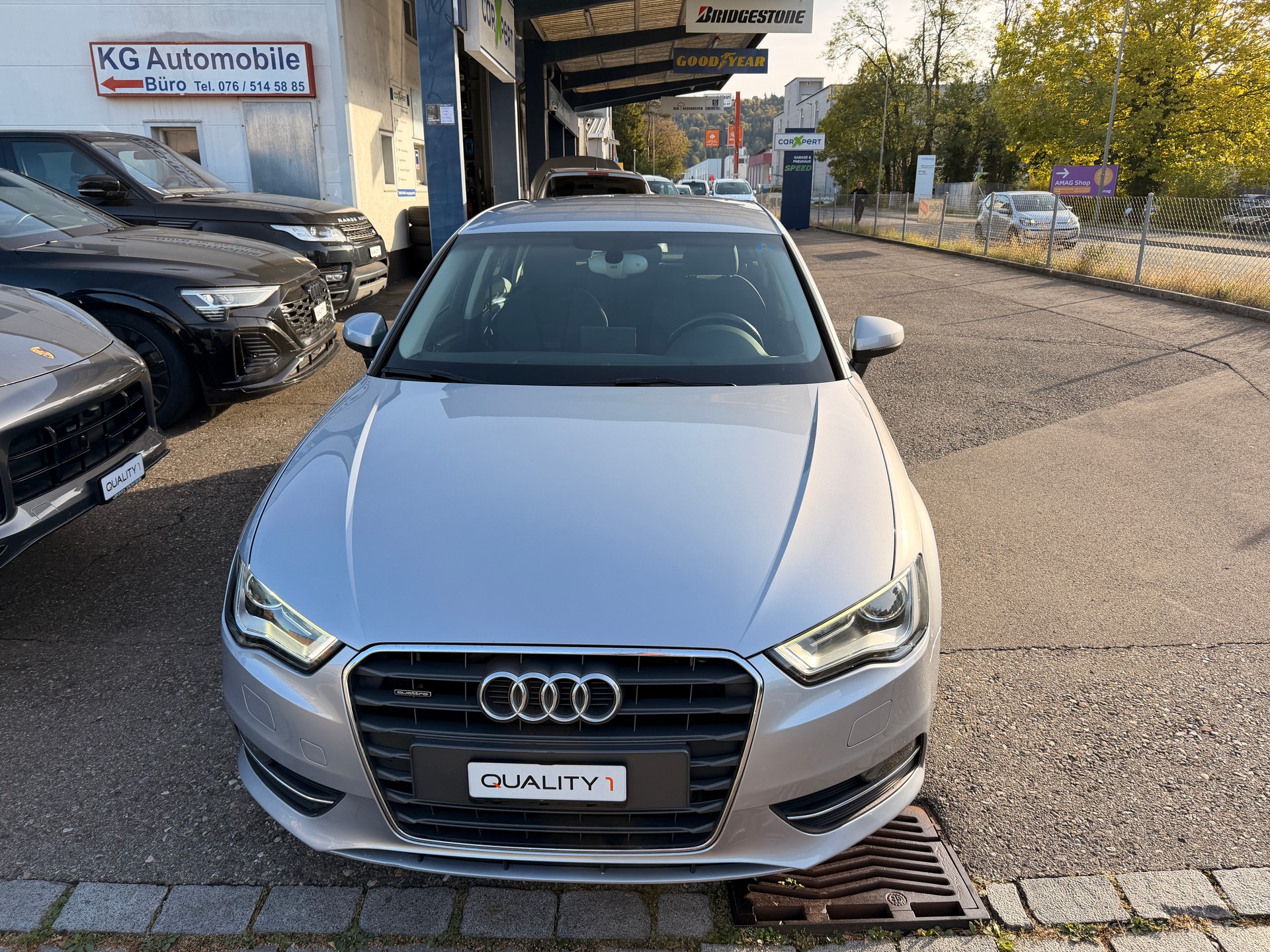 AUDI A3 Sportback 1.8 TFSI Ambiente quattro S-tronic-image-1