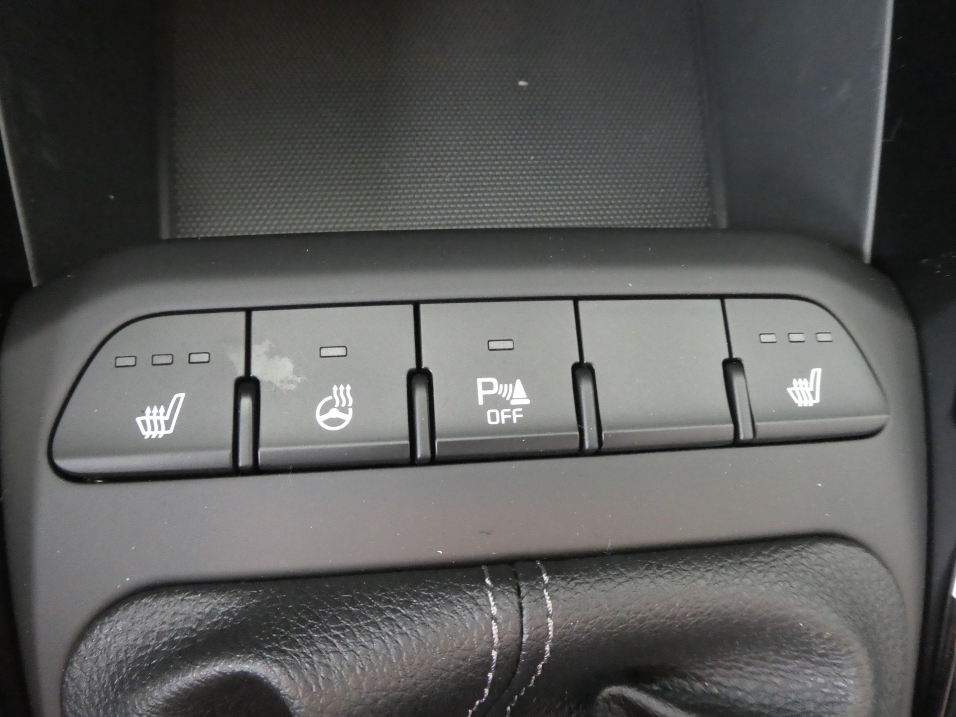 KIA Stonic 1.0 T-GDI Power-image-3