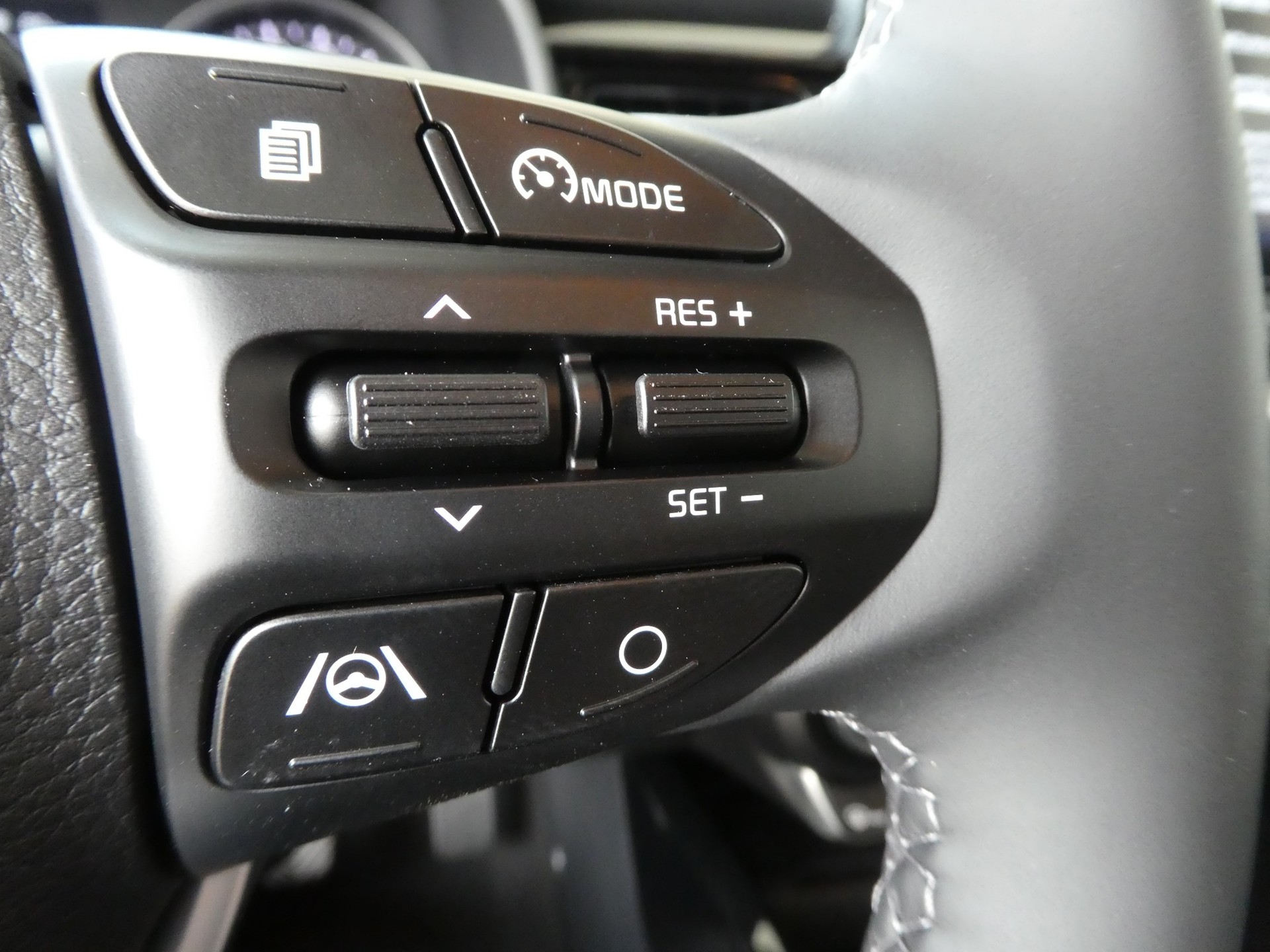 KIA Stonic 1.0 T-GDI Power-image-11