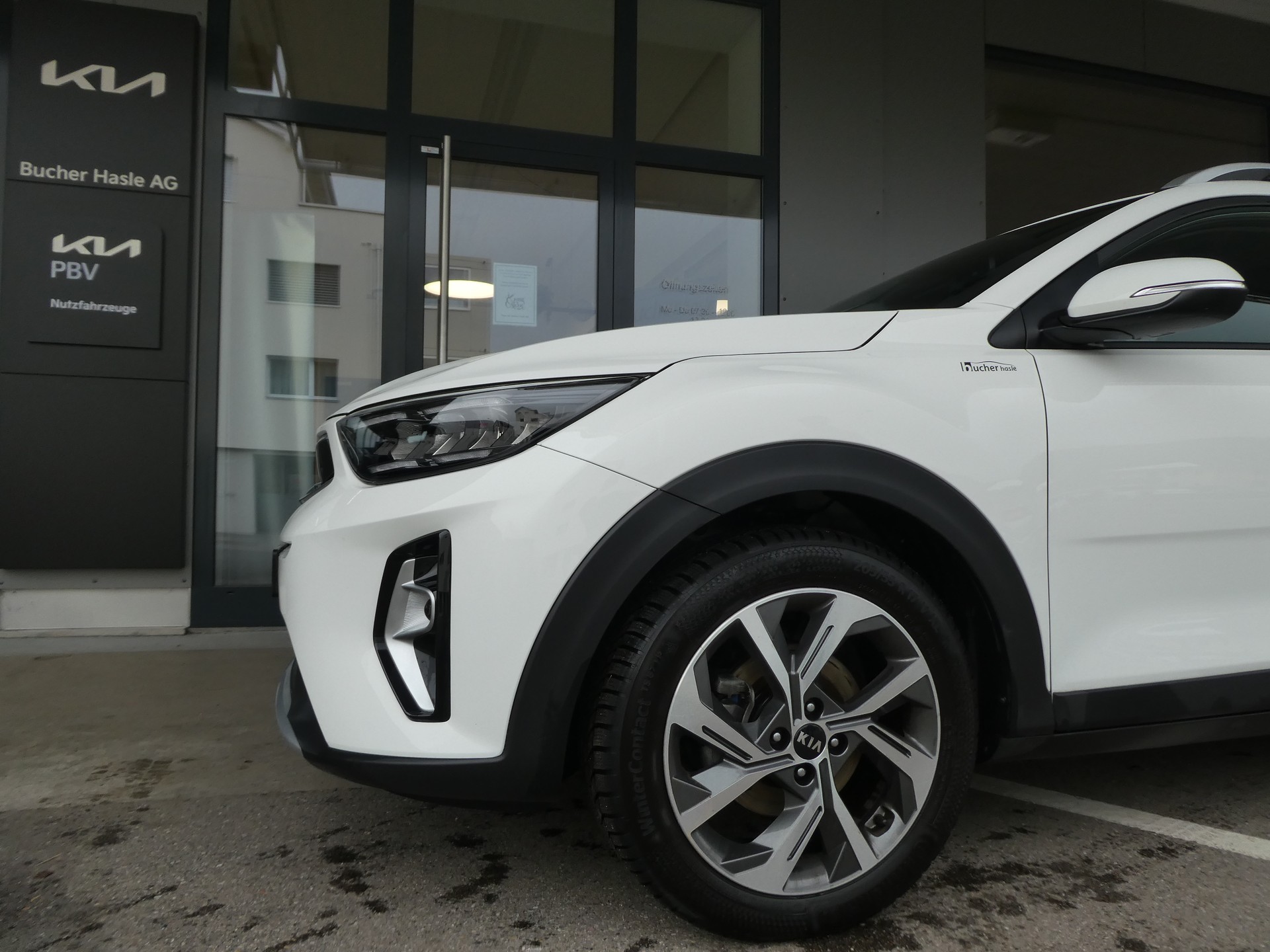 KIA Stonic 1.0 T-GDI Power-image-1