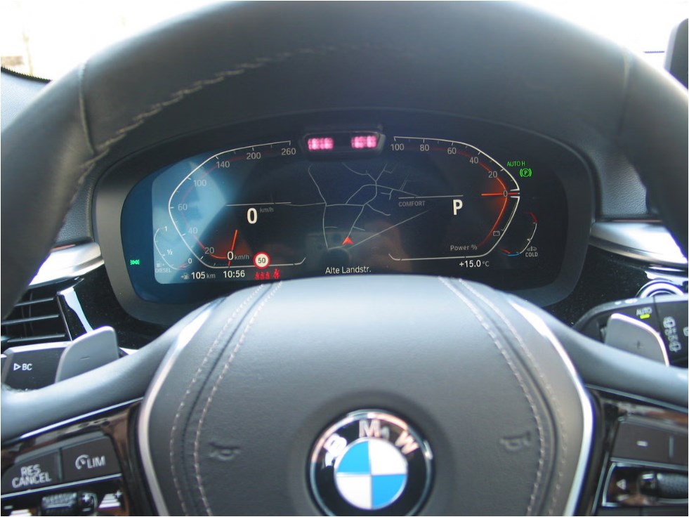 BMW 530d xDrive 48V Touring Steptronic-image-12