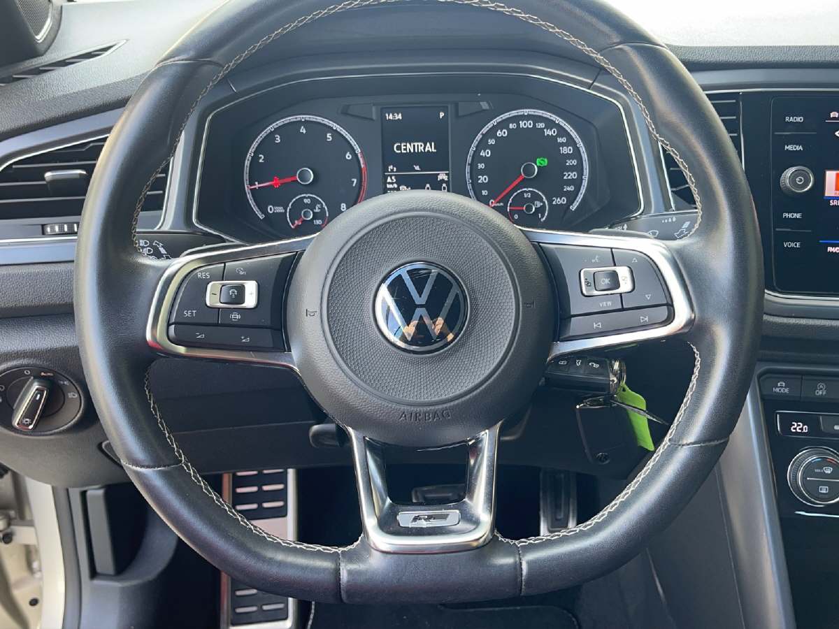 VW T-Roc Cabriolet 1.5 TSI R-Line DSG-image-5
