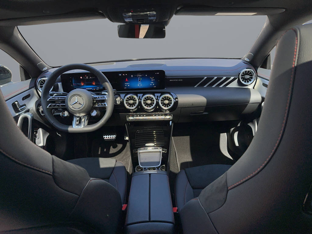 MERCEDES-BENZ CLA 35 AMG 4matic-image-12