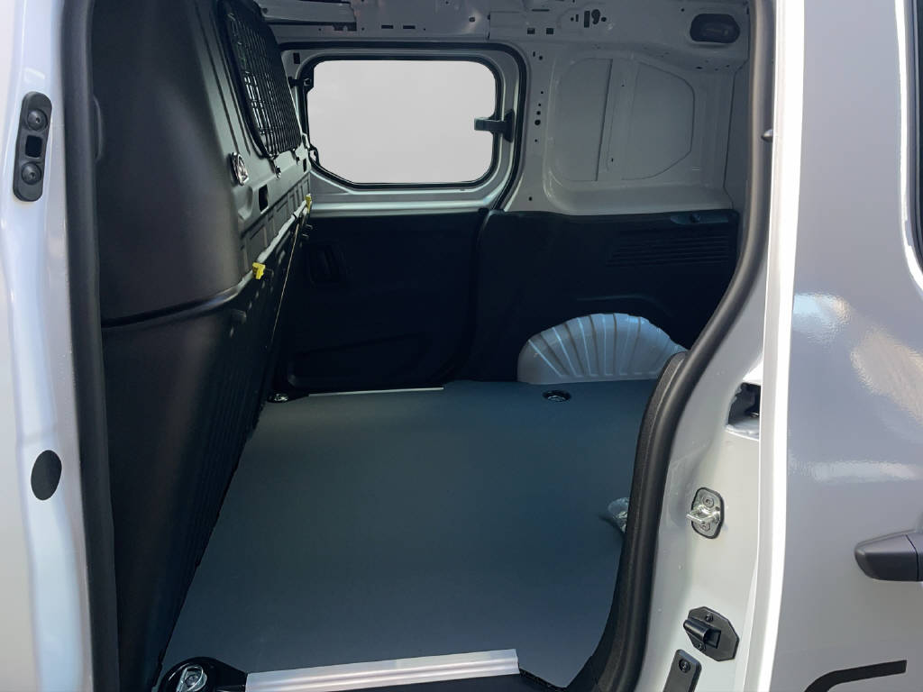 TOYOTA PROACE CITY Van L1 50KWh Activ 46969/117-image-4