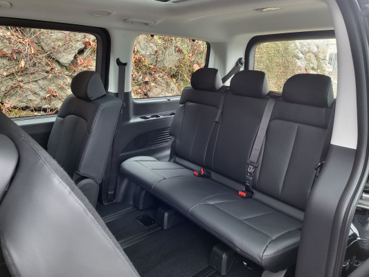 HYUNDAI Staria W. 1.6 HEV Vertex-image-8