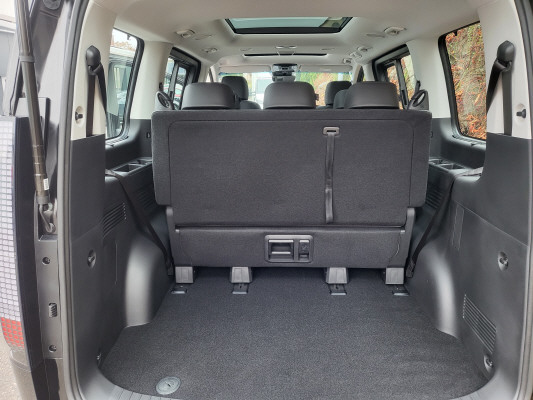 HYUNDAI Staria W. 1.6 HEV Vertex-image-10