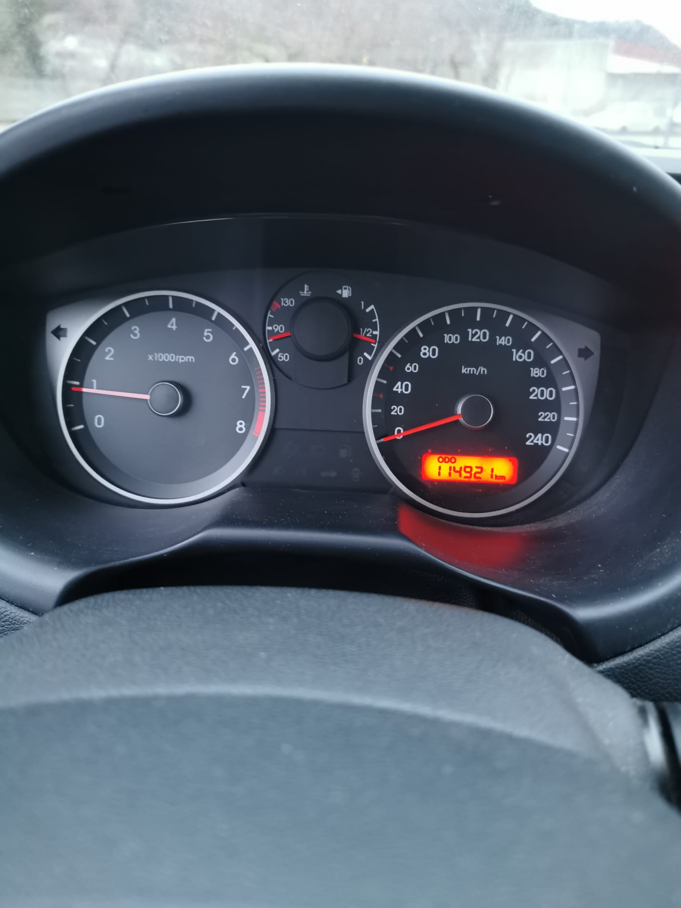 HYUNDAI i20 1.6 Premium-image-15