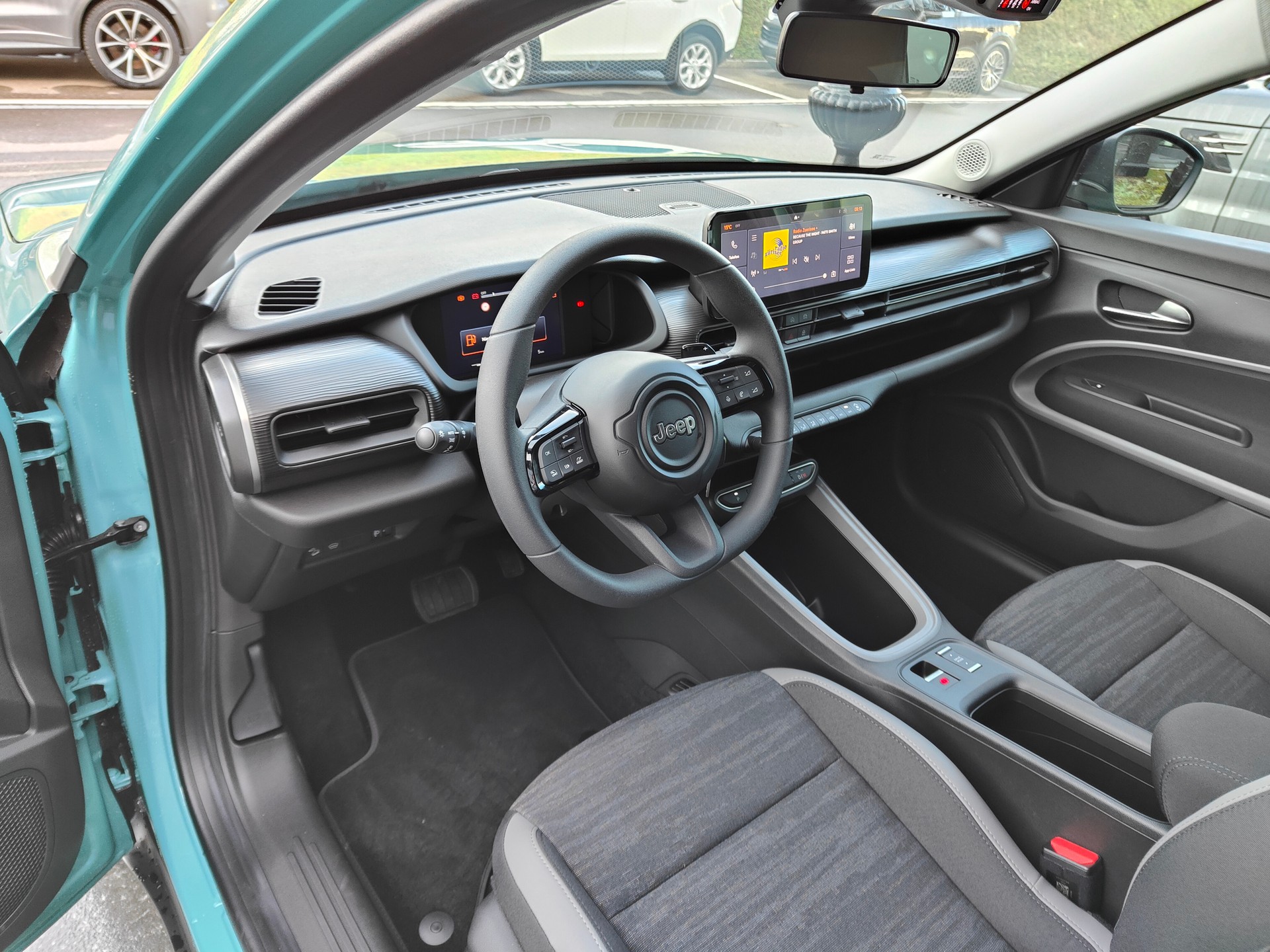 JEEP Avenger 1.2 Turbo MHEV Longitude-image-4