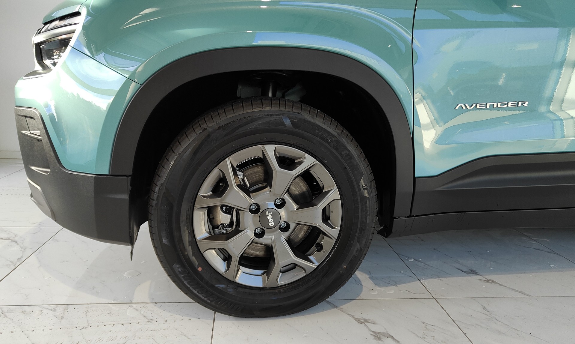 JEEP Avenger 1.2 Turbo MHEV Longitude-image-13