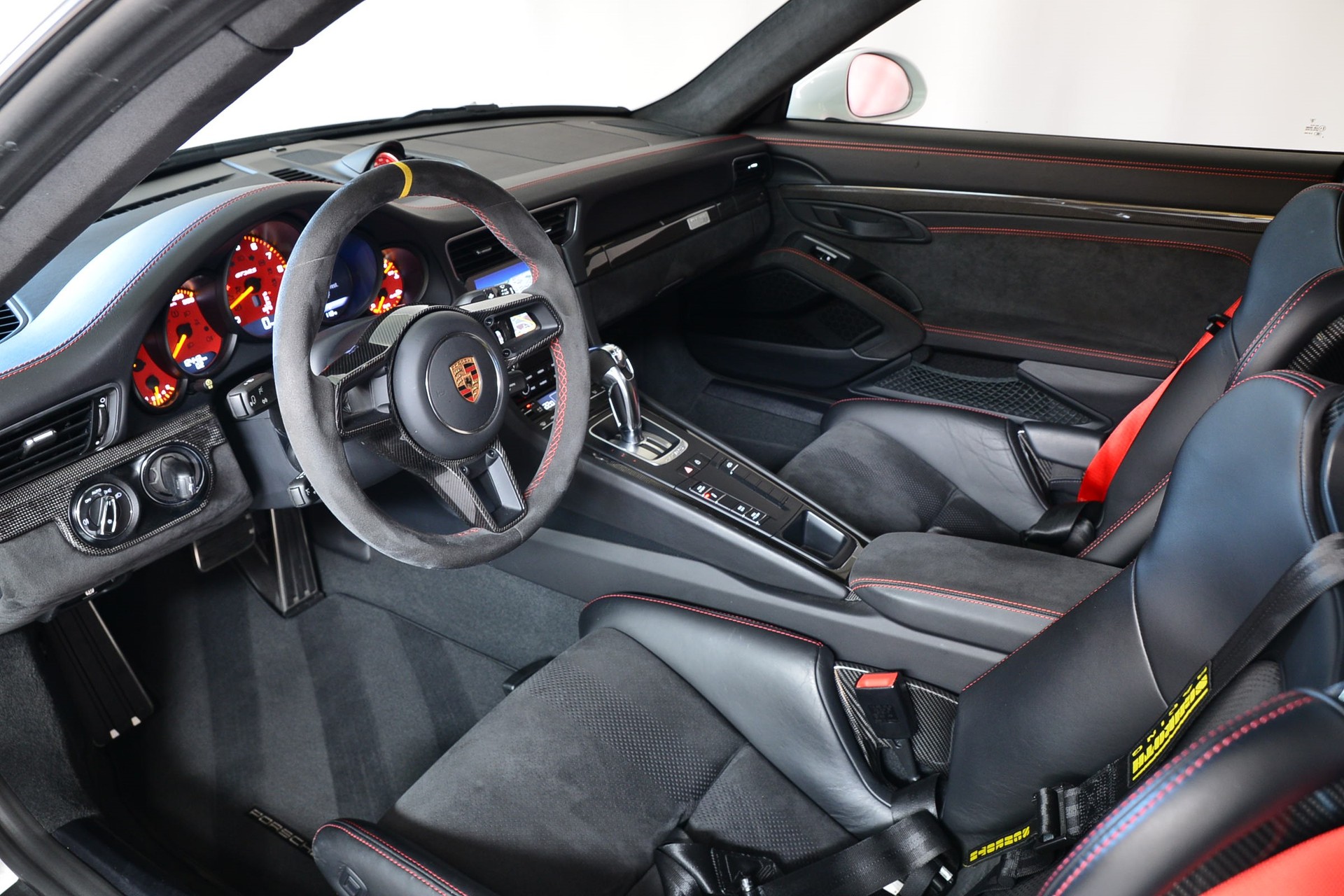 PORSCHE 911 GT3 RS PDK-image-9