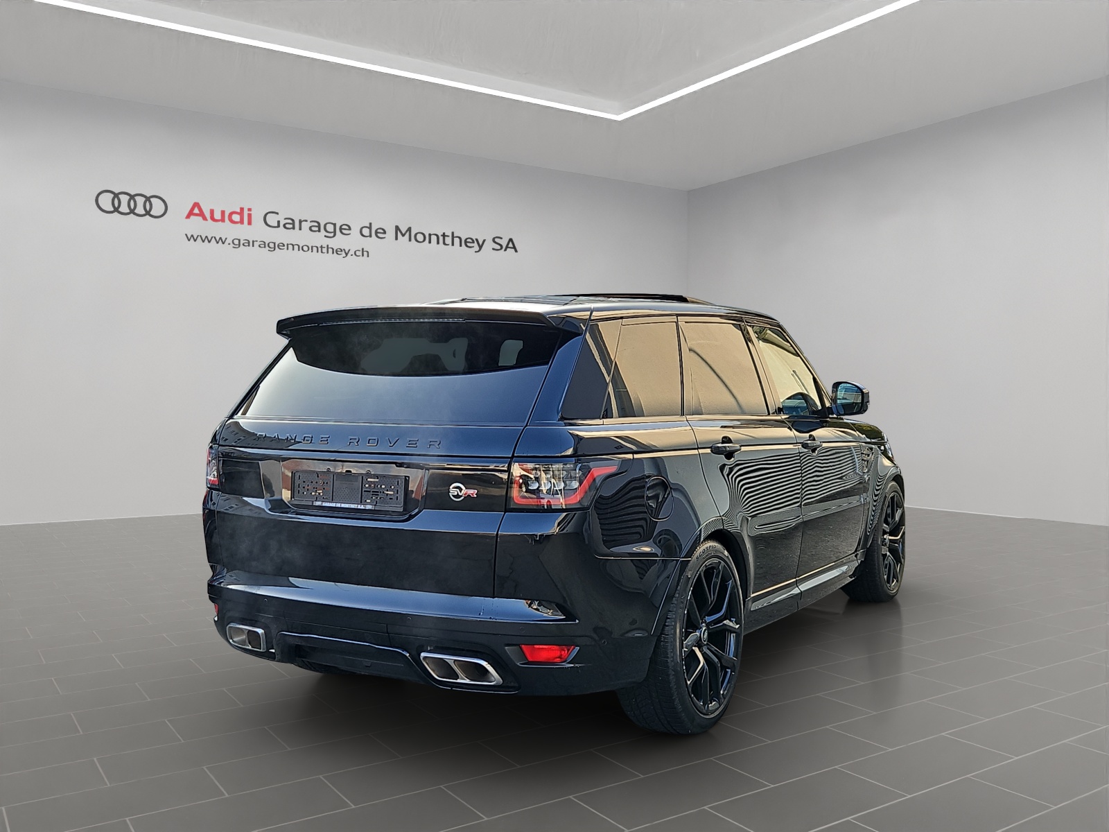 LAND ROVER Range Rover Sport 5.0 V8 S/C SVR Automatic-image-3