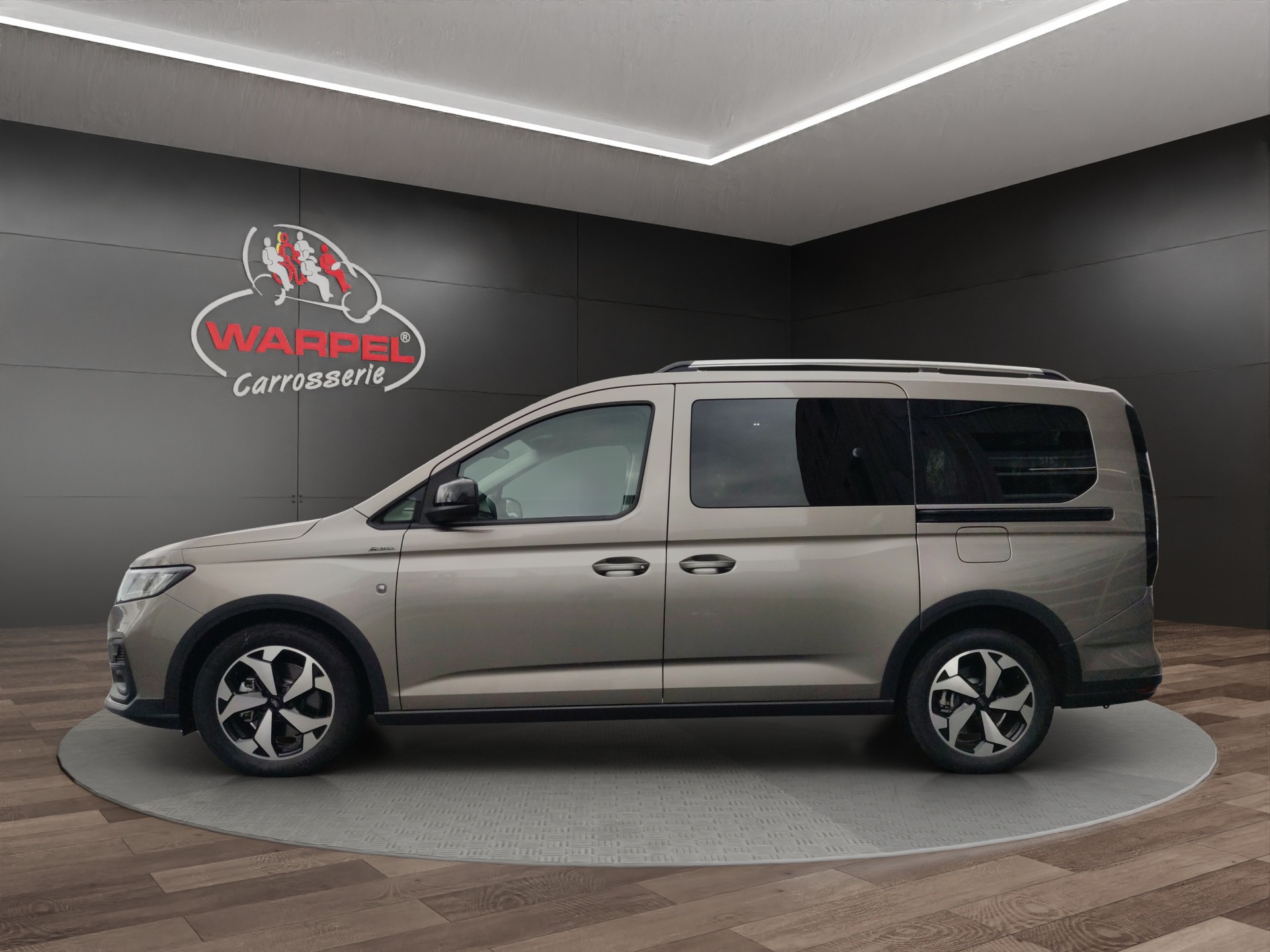 FORD Grand Tourneo Connect 1.5 EcoBoost Active Automat-showroom-element-2