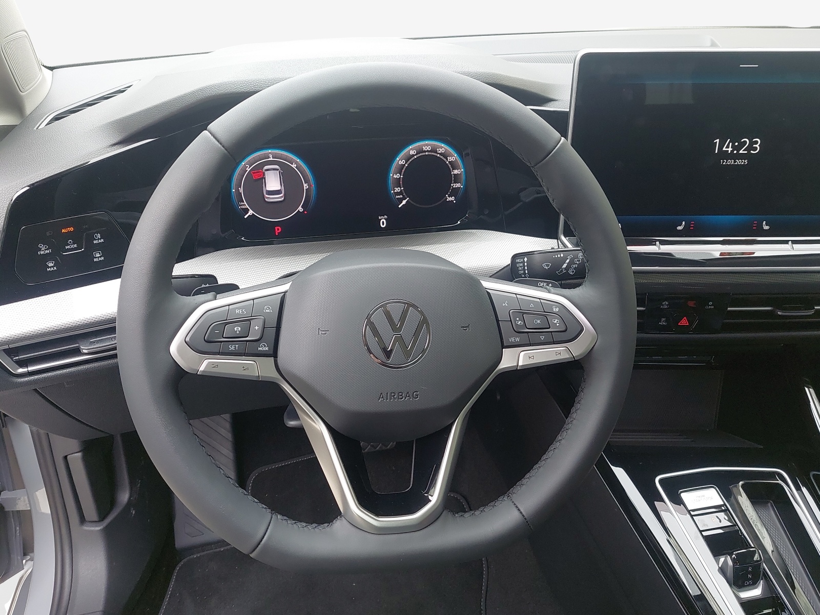 VW Golf Variant 2.0 TDI Style DSG-image-9