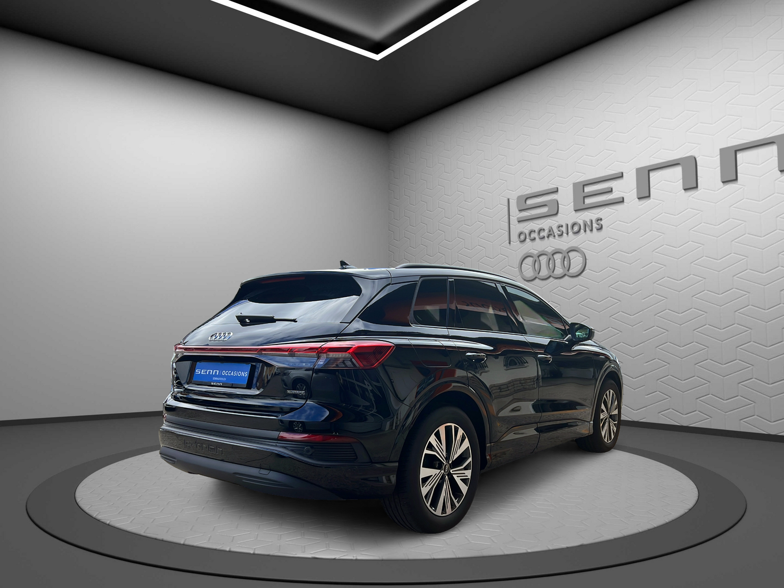 AUDI Q4 e-tron 50 quattro-image-2