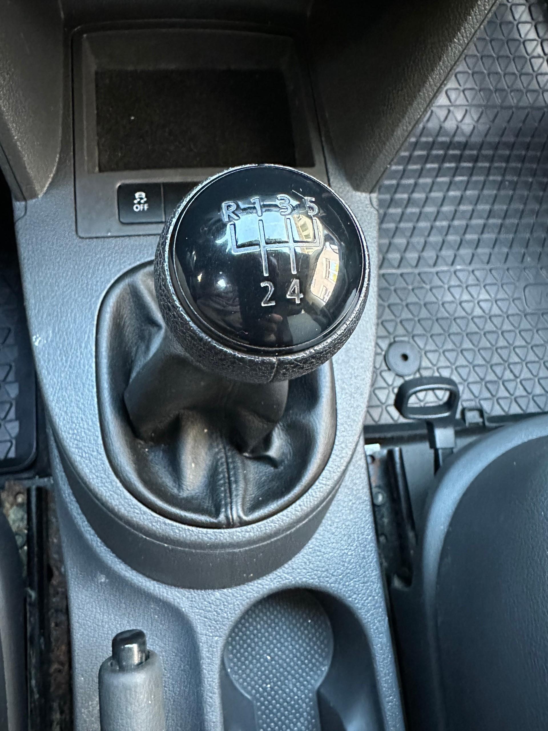 VW Caddy 1.6 TDI-image-16