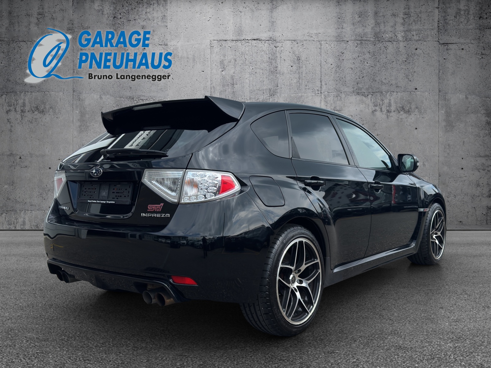 SUBARU Impreza 2.5 Turbo 4WD WRX STI-showroom-element-3