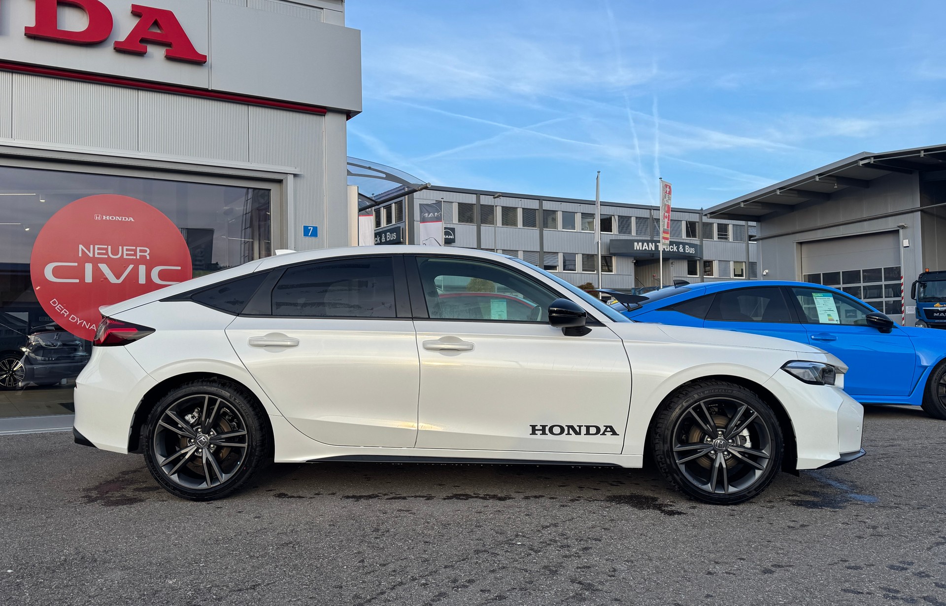 HONDA Civic 2.0 i-MMD Sport 1.9% Leasing Aktion-image-3