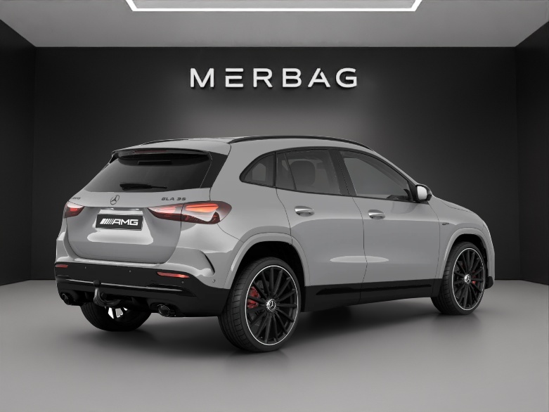 MERCEDES-BENZ GLA AMG 35 4Matic 8G-DCT-image-4