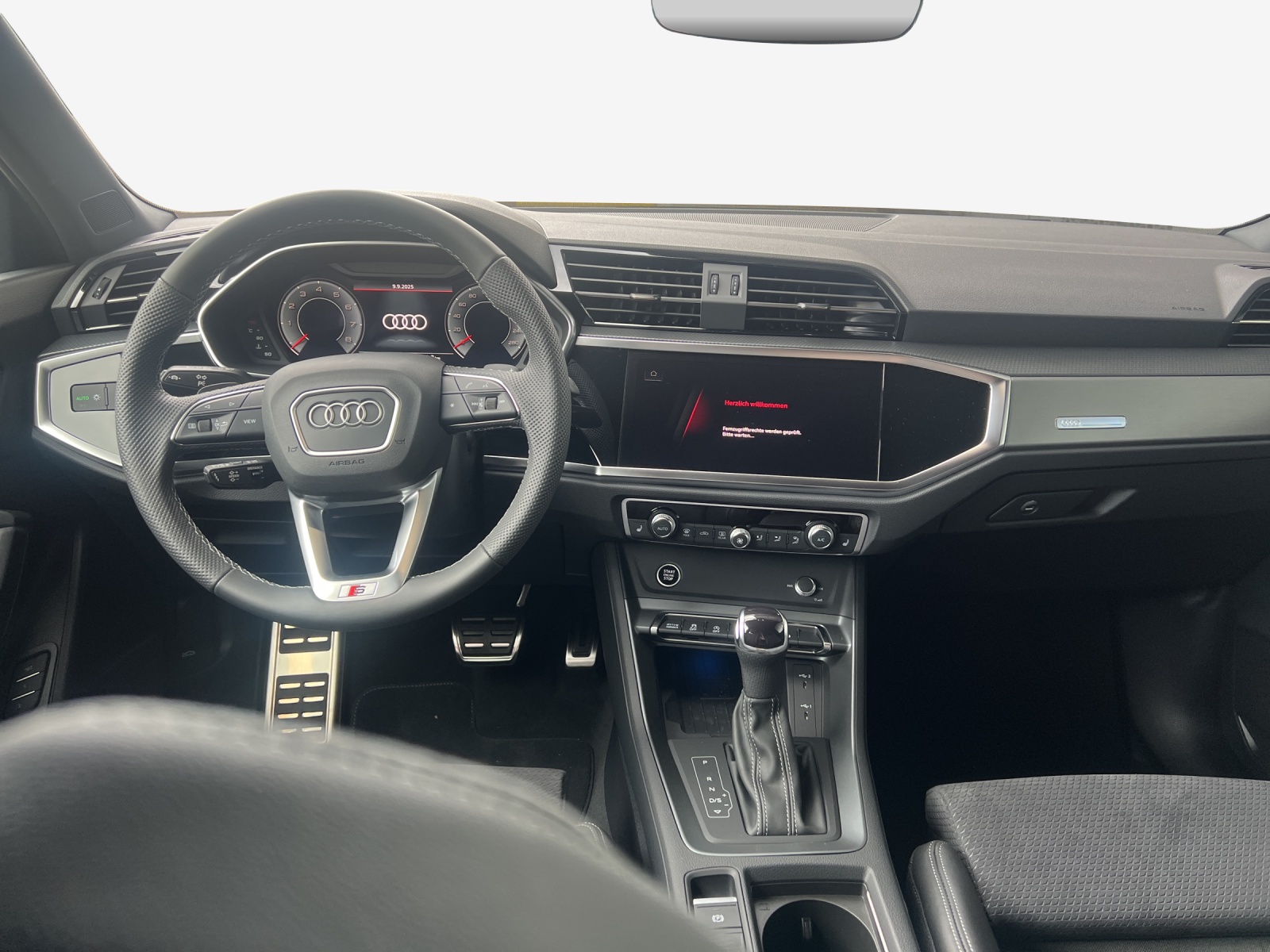 AUDI Q3 Sportback 35 TFSI S line Attraction S-tronic-image-8