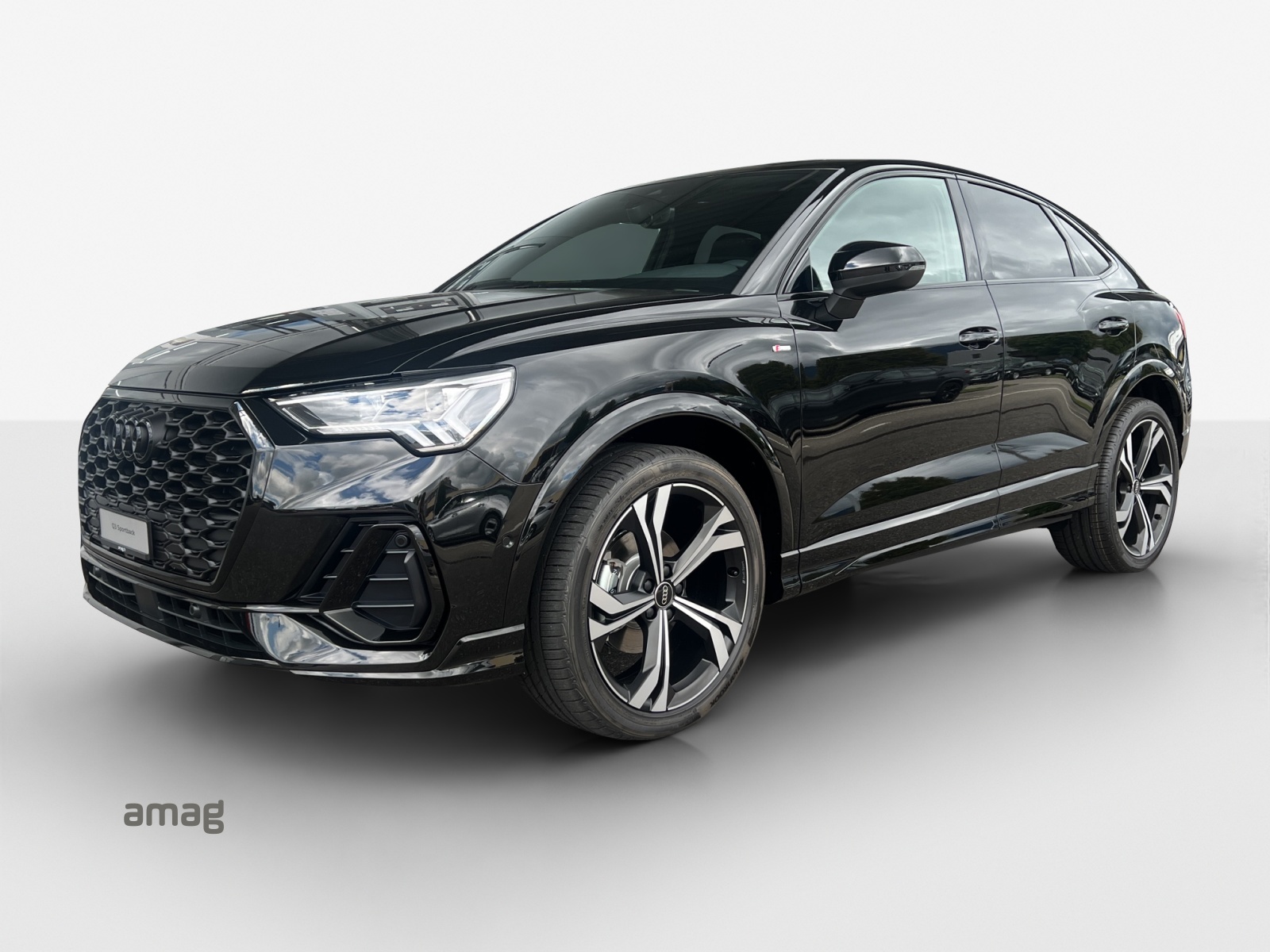AUDI Q3 Sportback 35 TFSI S line Attraction S-tronic-image-0