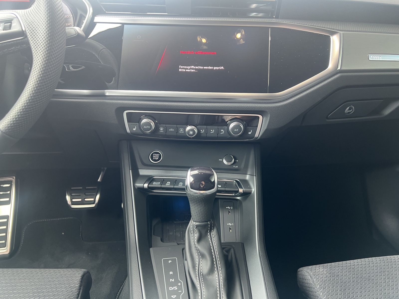 AUDI Q3 Sportback 35 TFSI S line Attraction S-tronic-image-10