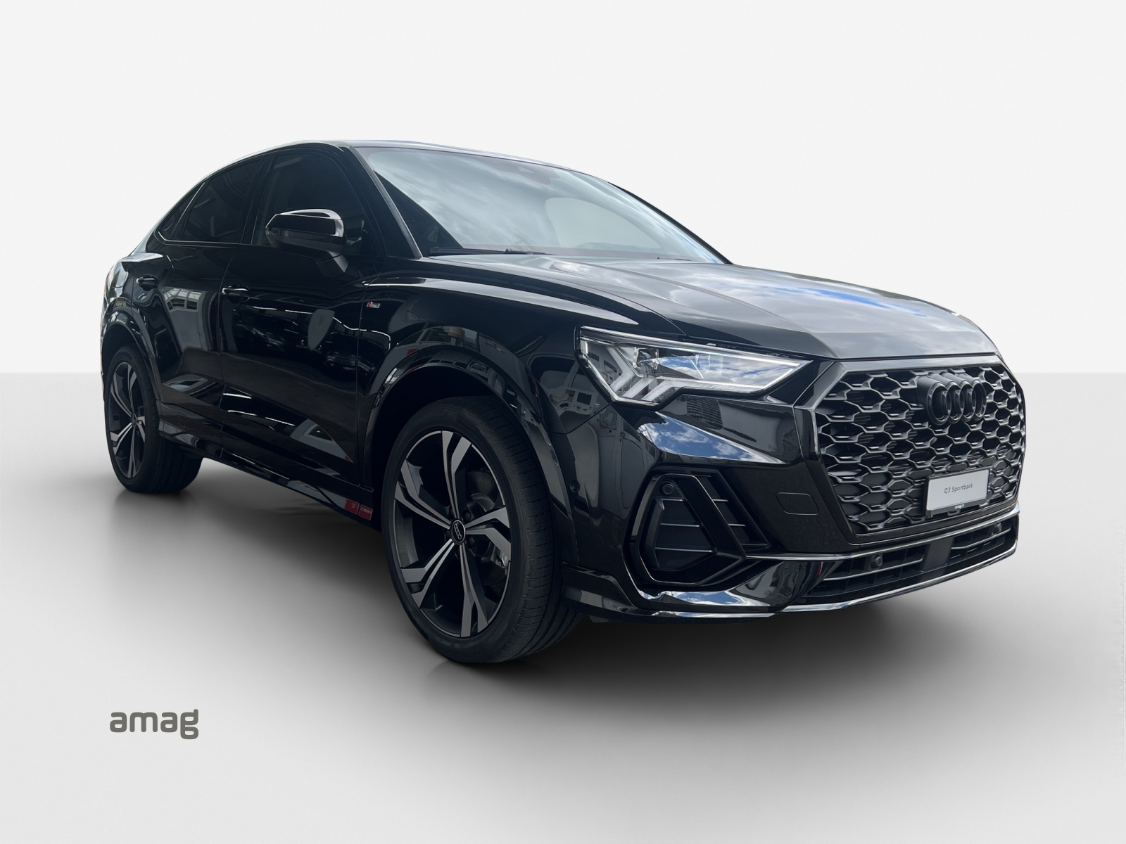 AUDI Q3 Sportback 35 TFSI S line Attraction S-tronic-image-5