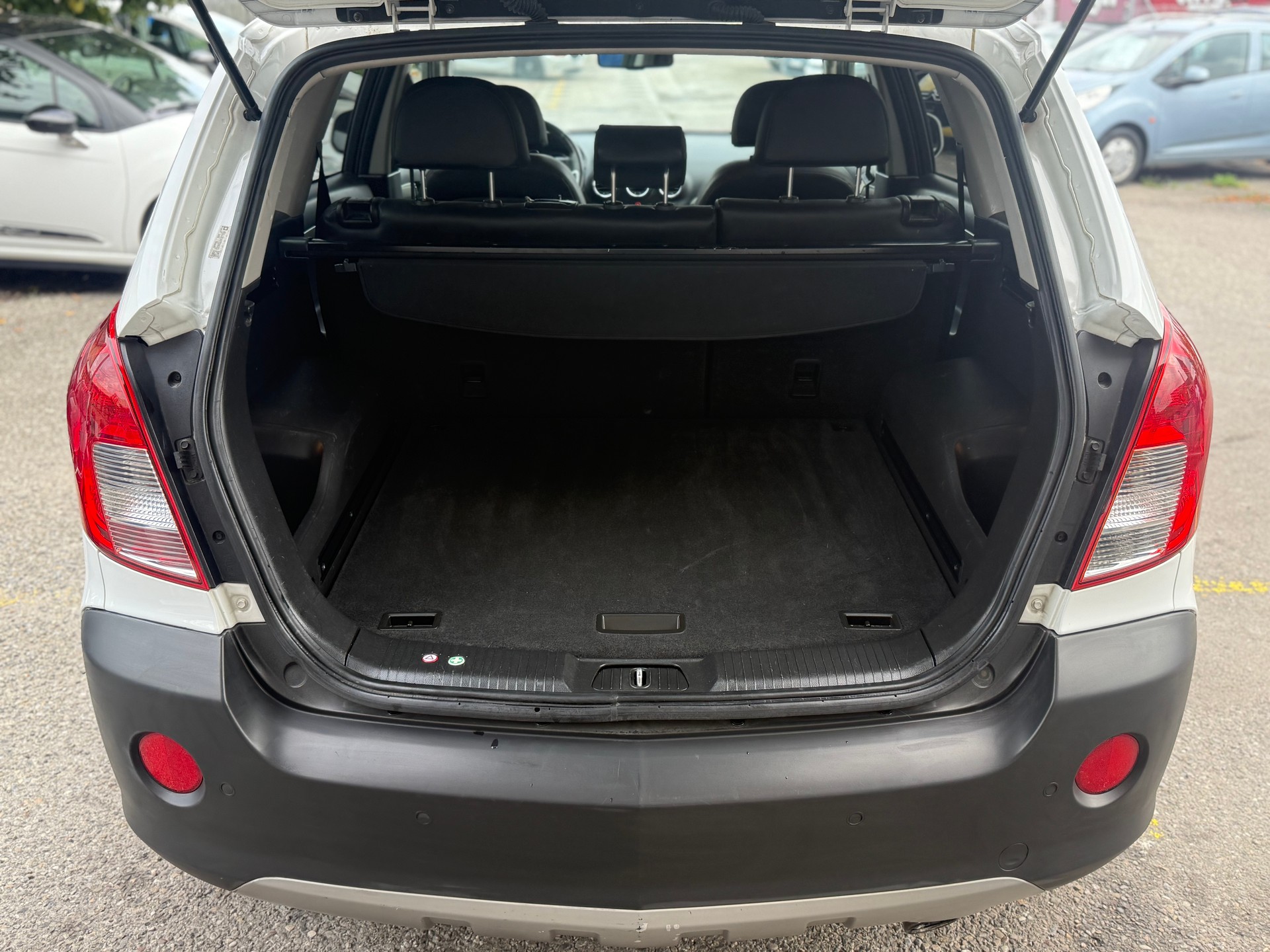 OPEL Antara 2.2 CDTi Cosmo 4WD Automatic-image-8