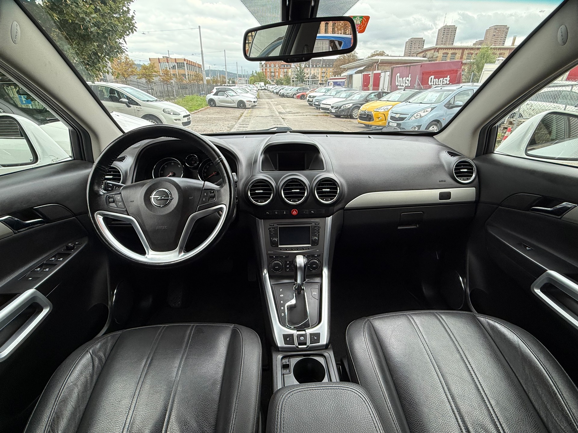 OPEL Antara 2.2 CDTi Cosmo 4WD Automatic-image-9