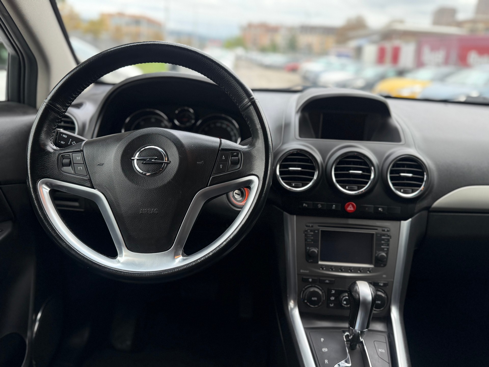 OPEL Antara 2.2 CDTi Cosmo 4WD Automatic-image-10