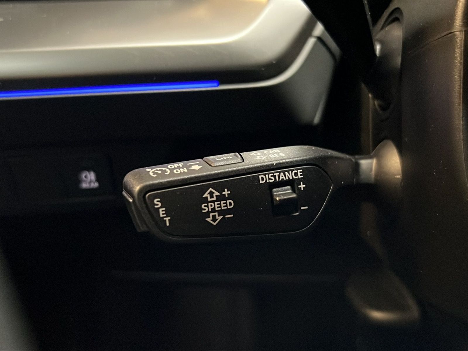 AUDI Q4 Sportback e-tron 50 quattro-image-12