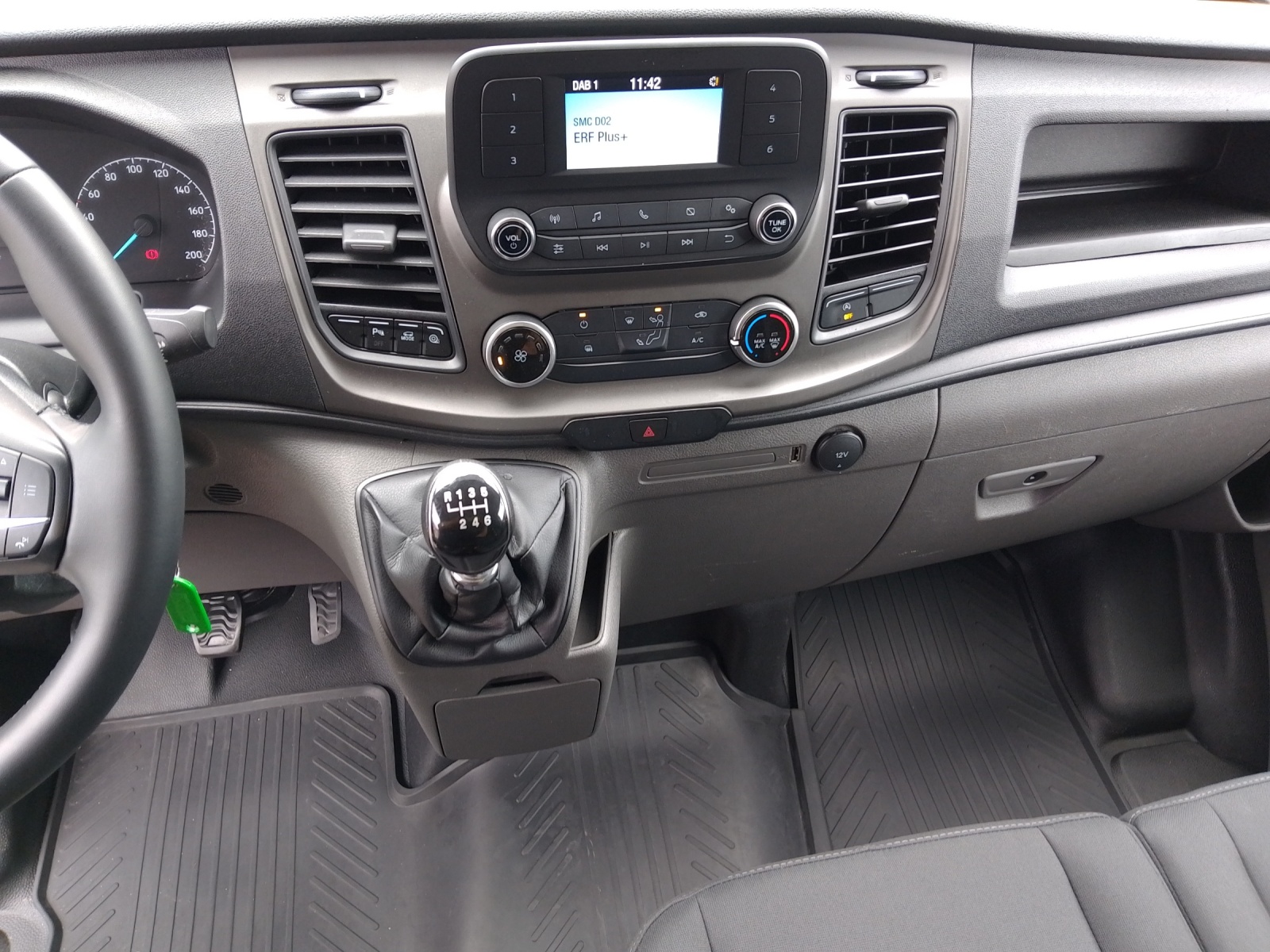 FORD Transit Custom Van 280 L1 2.0 TDCi 105 Trend-image-10