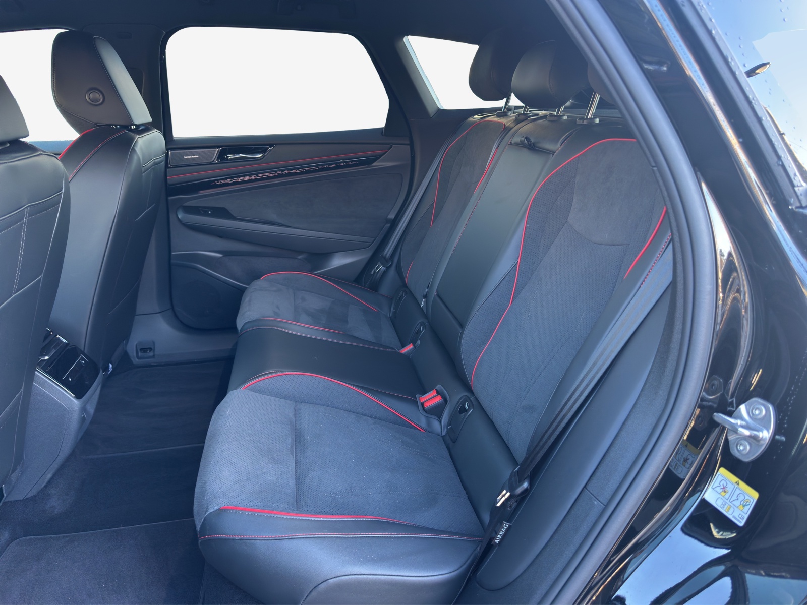 VW ID.7 Tourer GTX 86 kWh GTX 4 Motion-image-11
