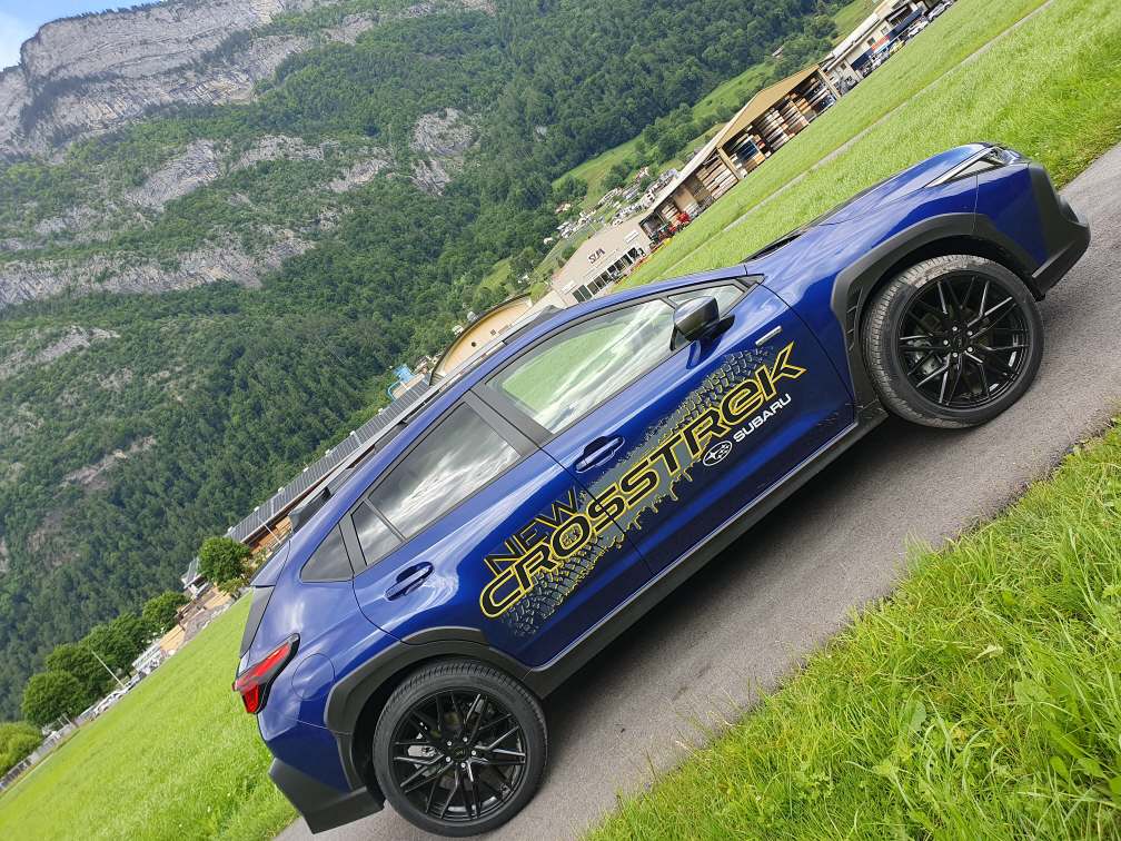 SUBARU Crosstrek 2.0i e-Boxer Mels Edition-image-8