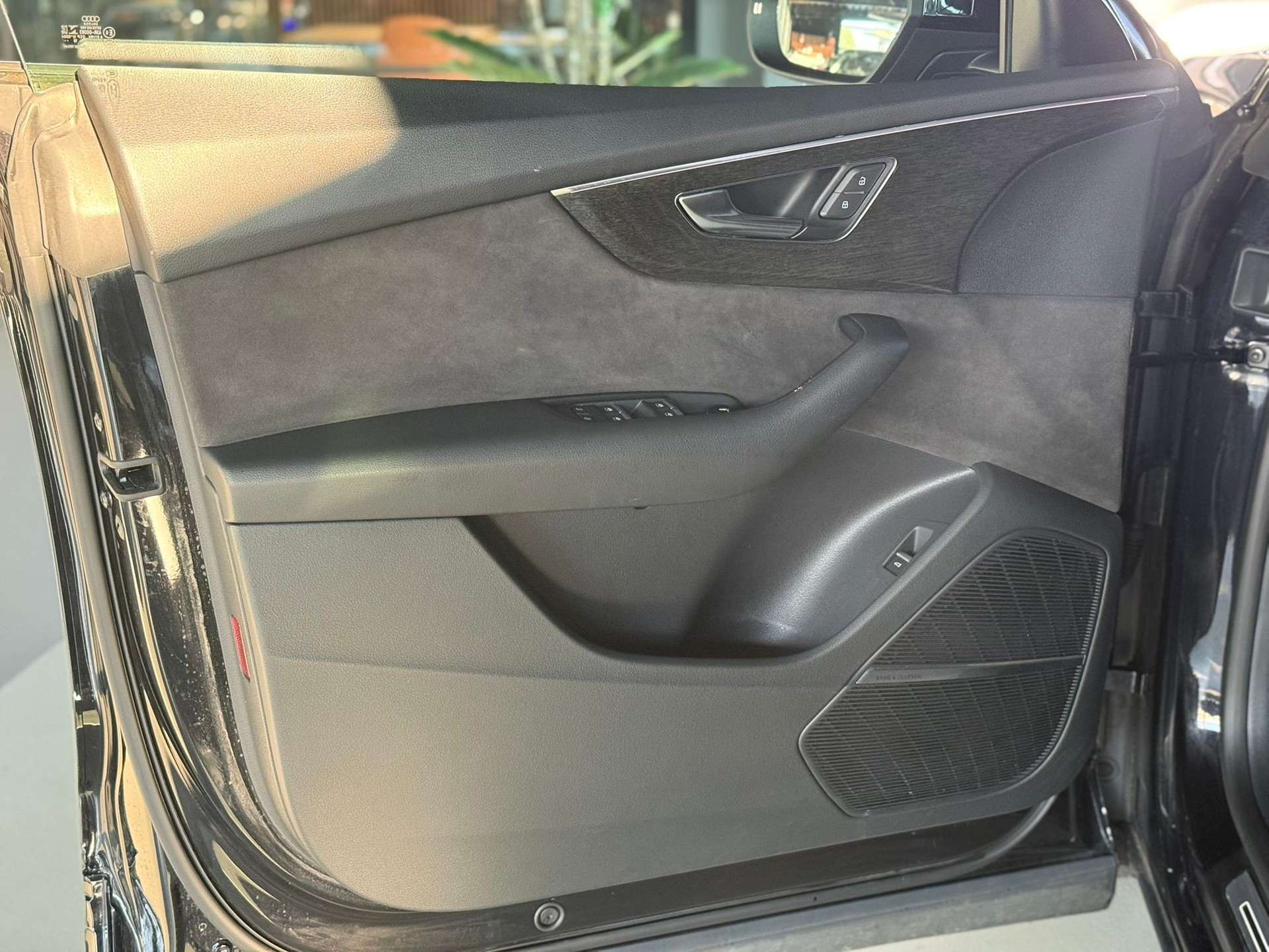 AUDI Q8 50 TDI quattro tiptronic-image-13