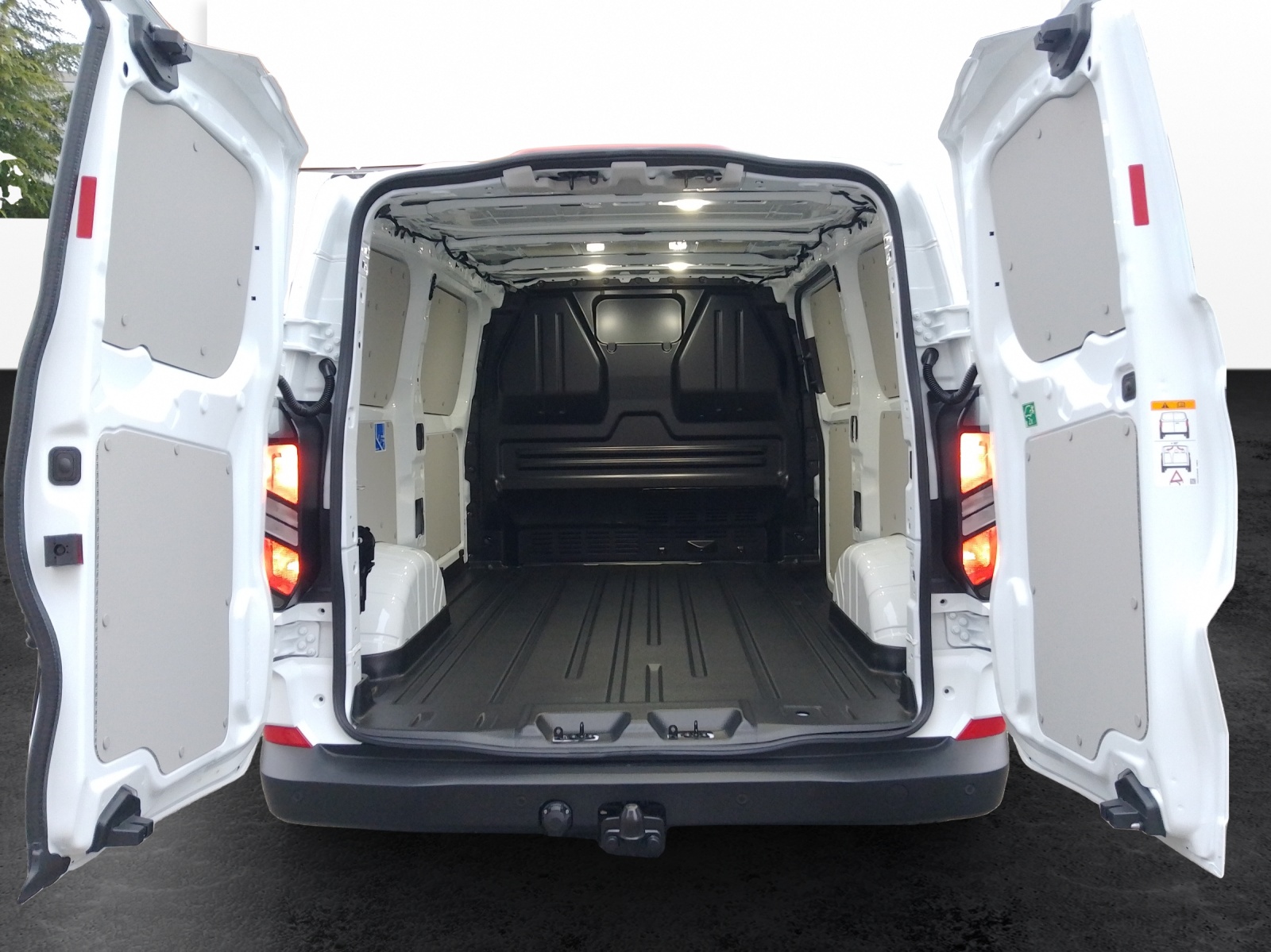 FORD Transit Custom Van 320 L1 2.0 EcoBlue 136 Trend Automat-image-12